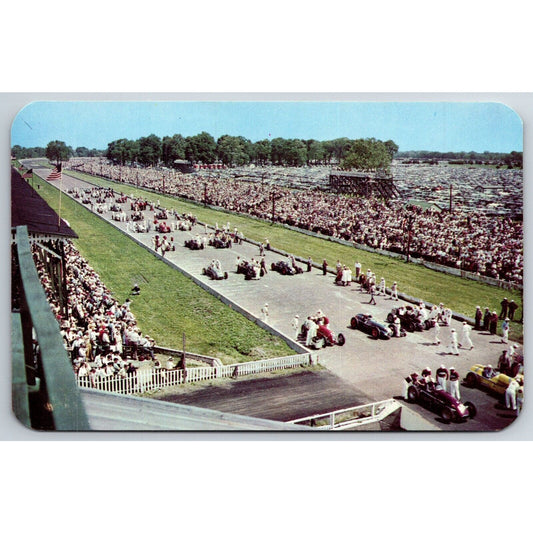 500 Mile Speedway IMS 33 Cars in Starting Position Indy 500 Postcard VGC