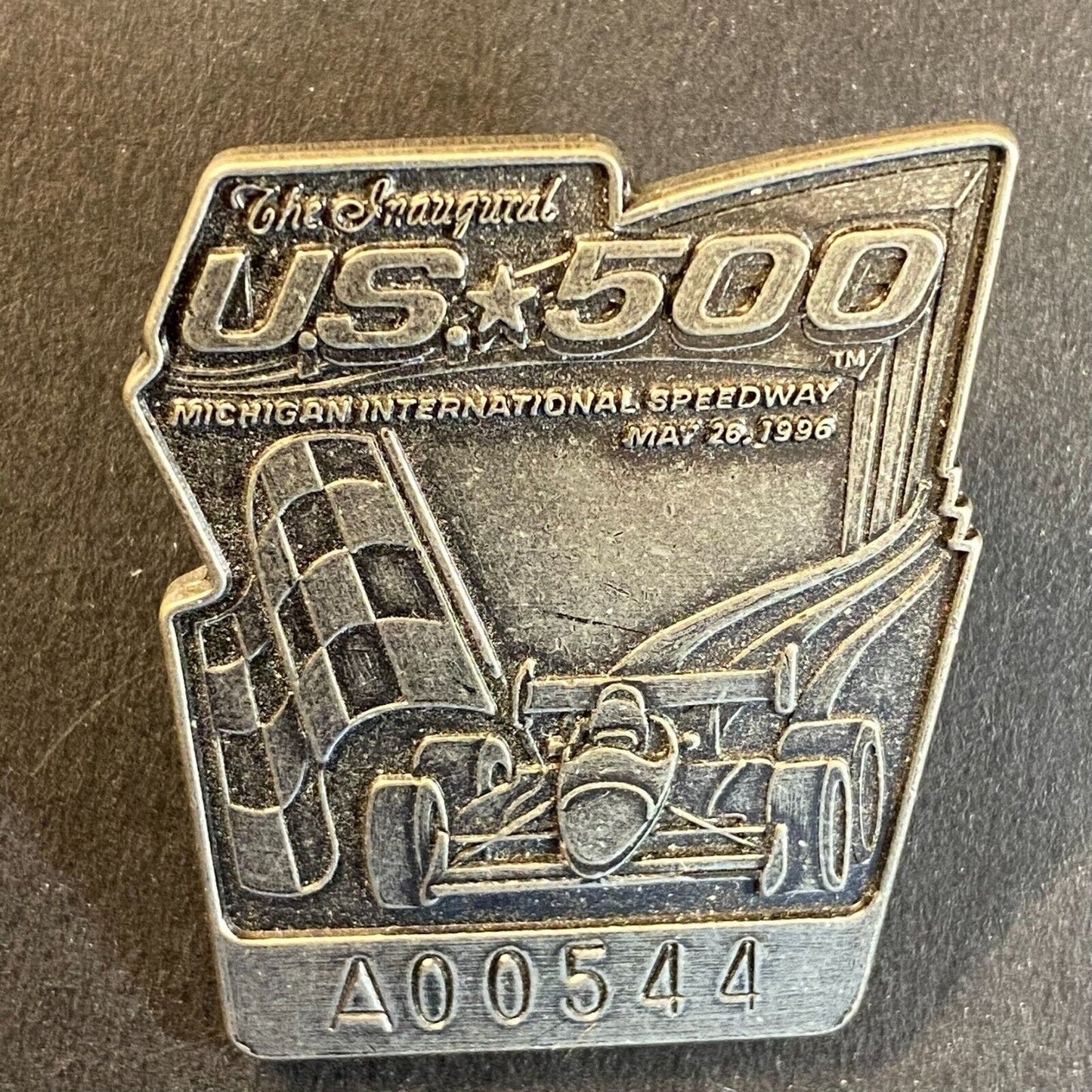 Inaugural 1996 U.S. 500 Michigan Intl. Speedway Pinback Pit Badge # A00544 VGC