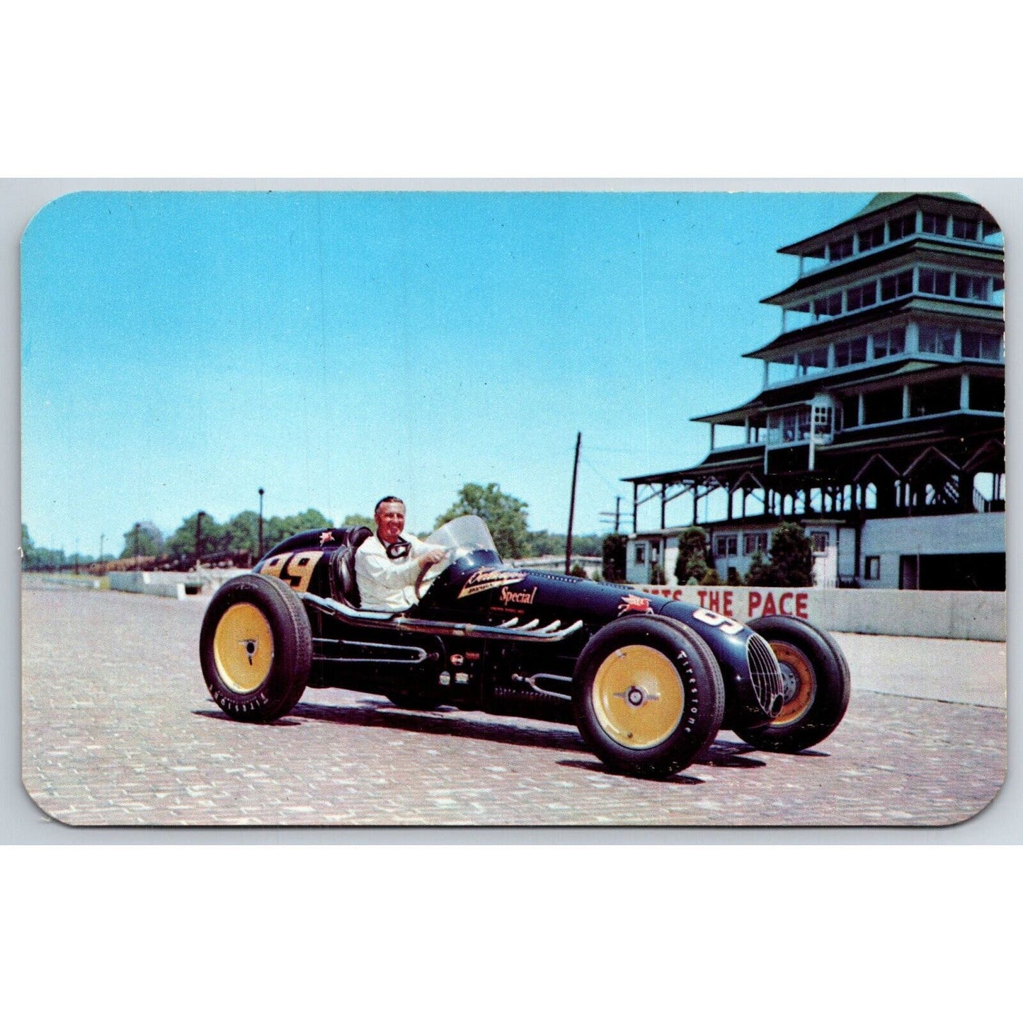 500 Mile Speedway IMS 1951 Champion Lee Wallard Indy 500 Postcard VGC