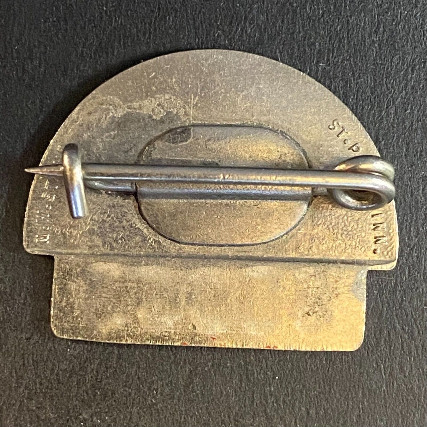 1942 Minnesota Licensed Chauffeur Badge Metal Pin Back Driver #85965