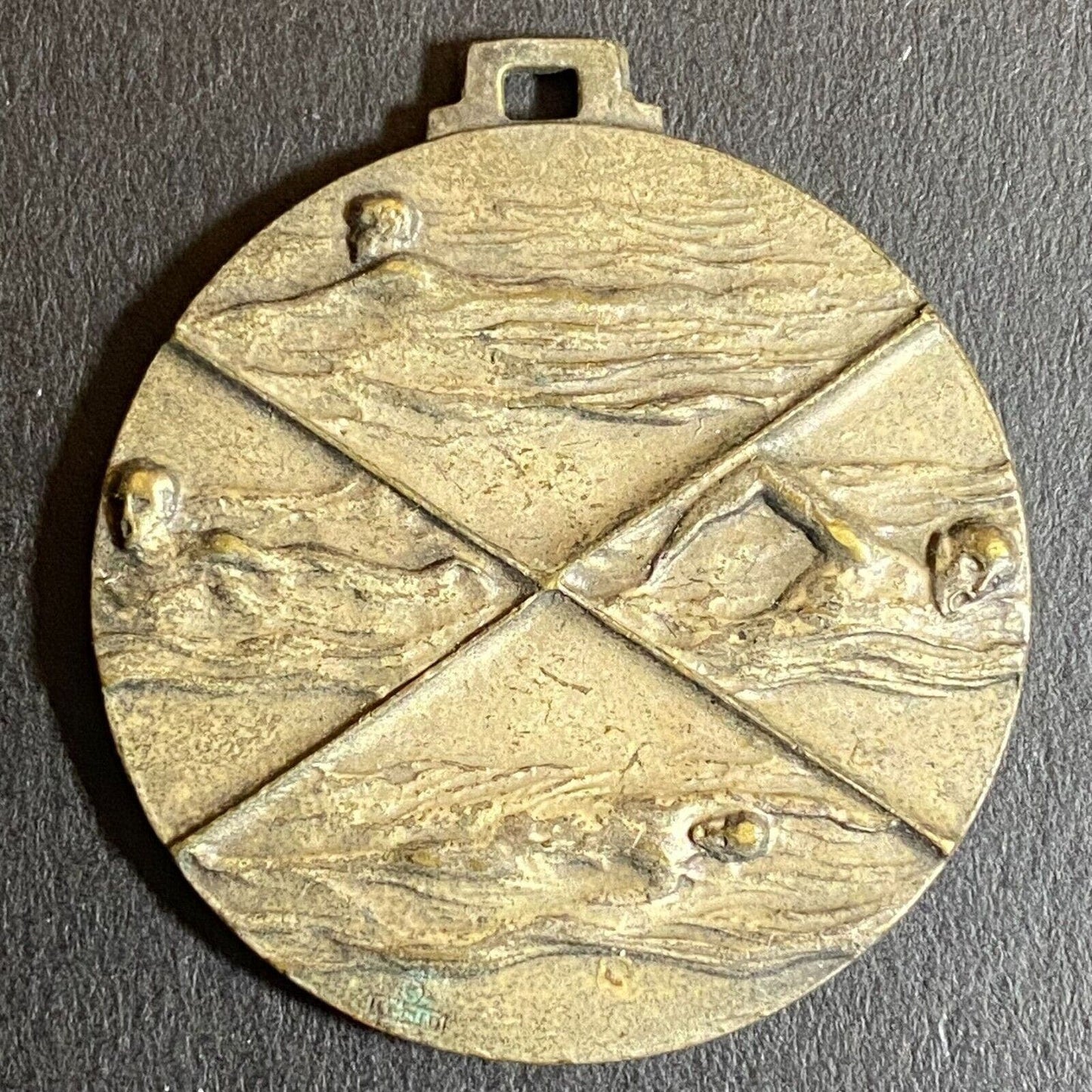 4-Scene Swimming Pendant / Medal "13-14 Yrs" 1977 33mm 16g