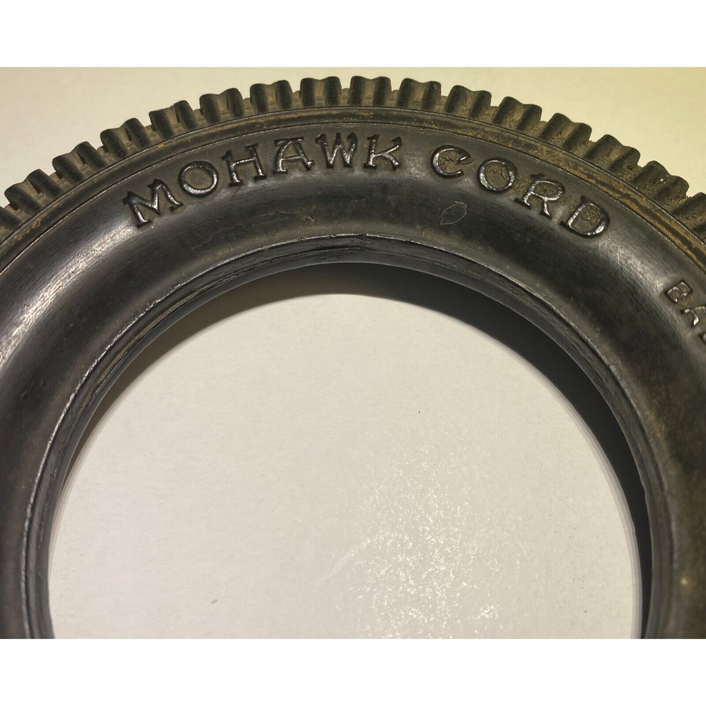 Mohawk Cord Balloon Ashtray Tire / Mohawk Rubber Co. Akron, OH - NO GLASS