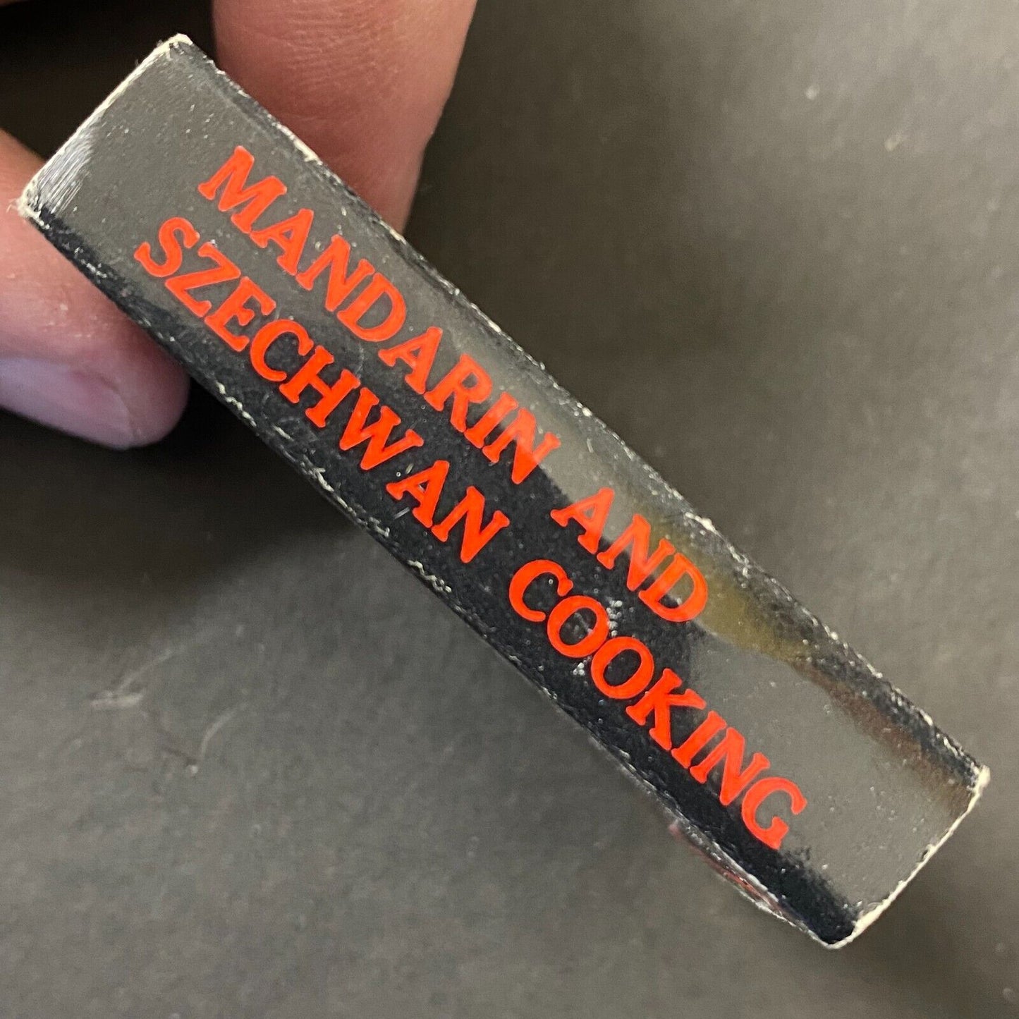 Lee's Chinese / The Warehouse Restaurant Chicago c1970's-80s Matchbox