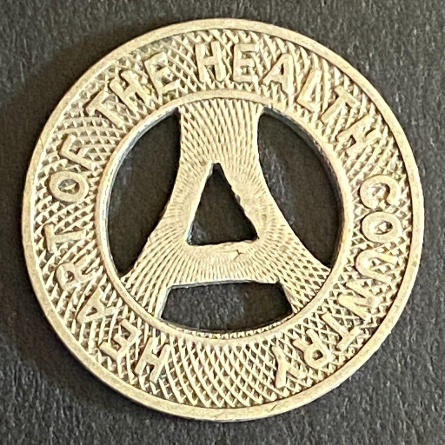 Albuquerque Bus Co. "Health Country" Transit Token 16mm VGC Hanging "A" (#10)