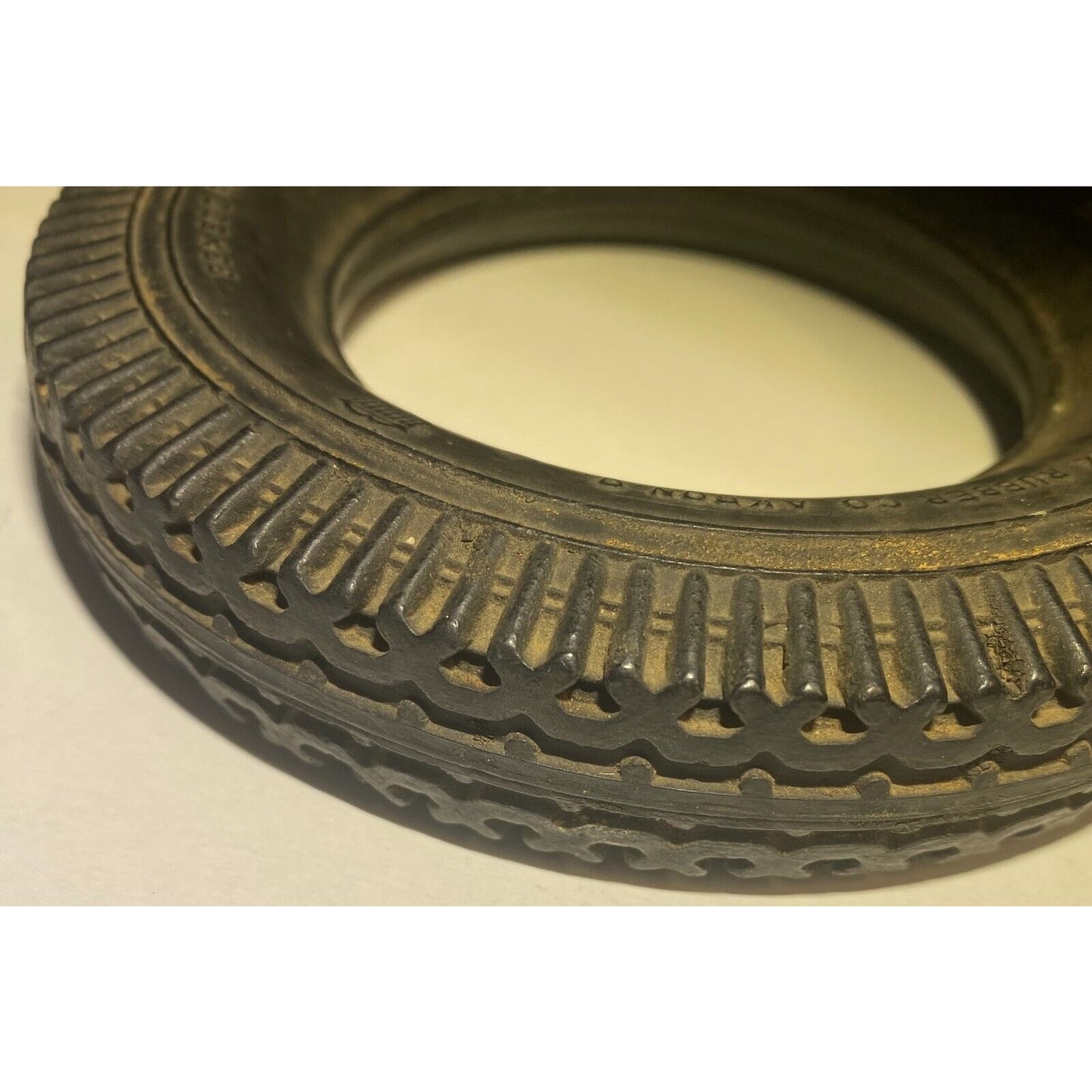 Mohawk Cord Balloon Ashtray Tire / Mohawk Rubber Co. Akron, OH - NO GLASS