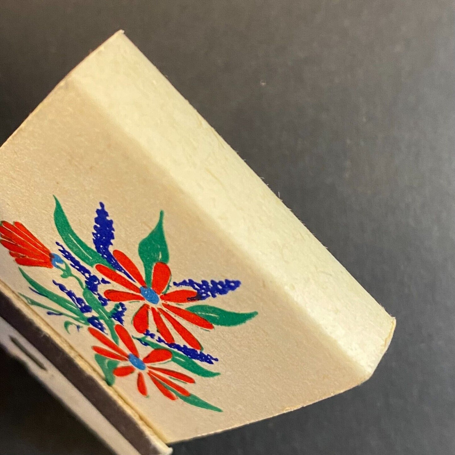 Floral Art Generic D.D. Bean & Sons Full Matchbook c1960's-73
