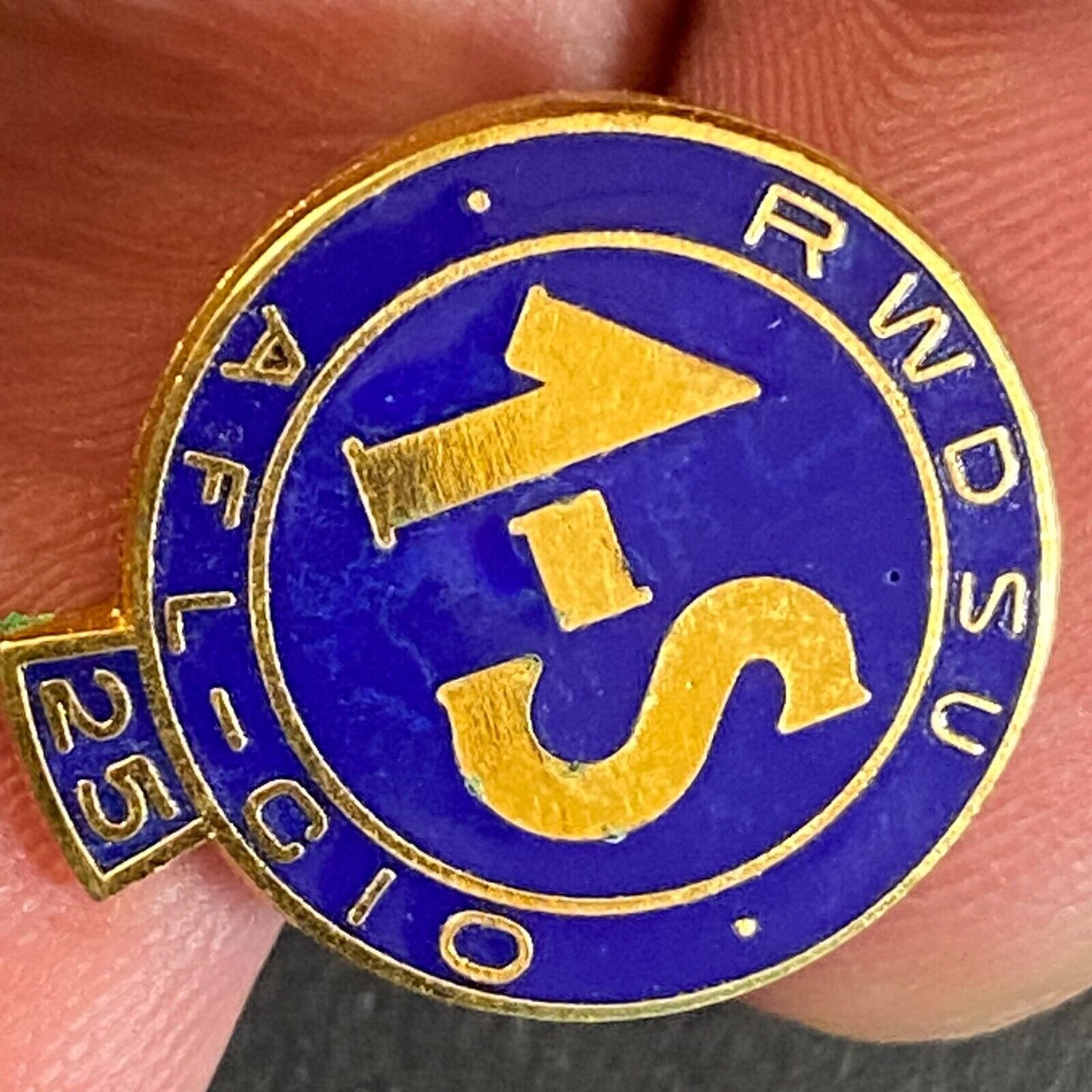 RWDSU AFL - CIO 1-S 25 Store Union Colored Enameled Lapel Pin 17mm