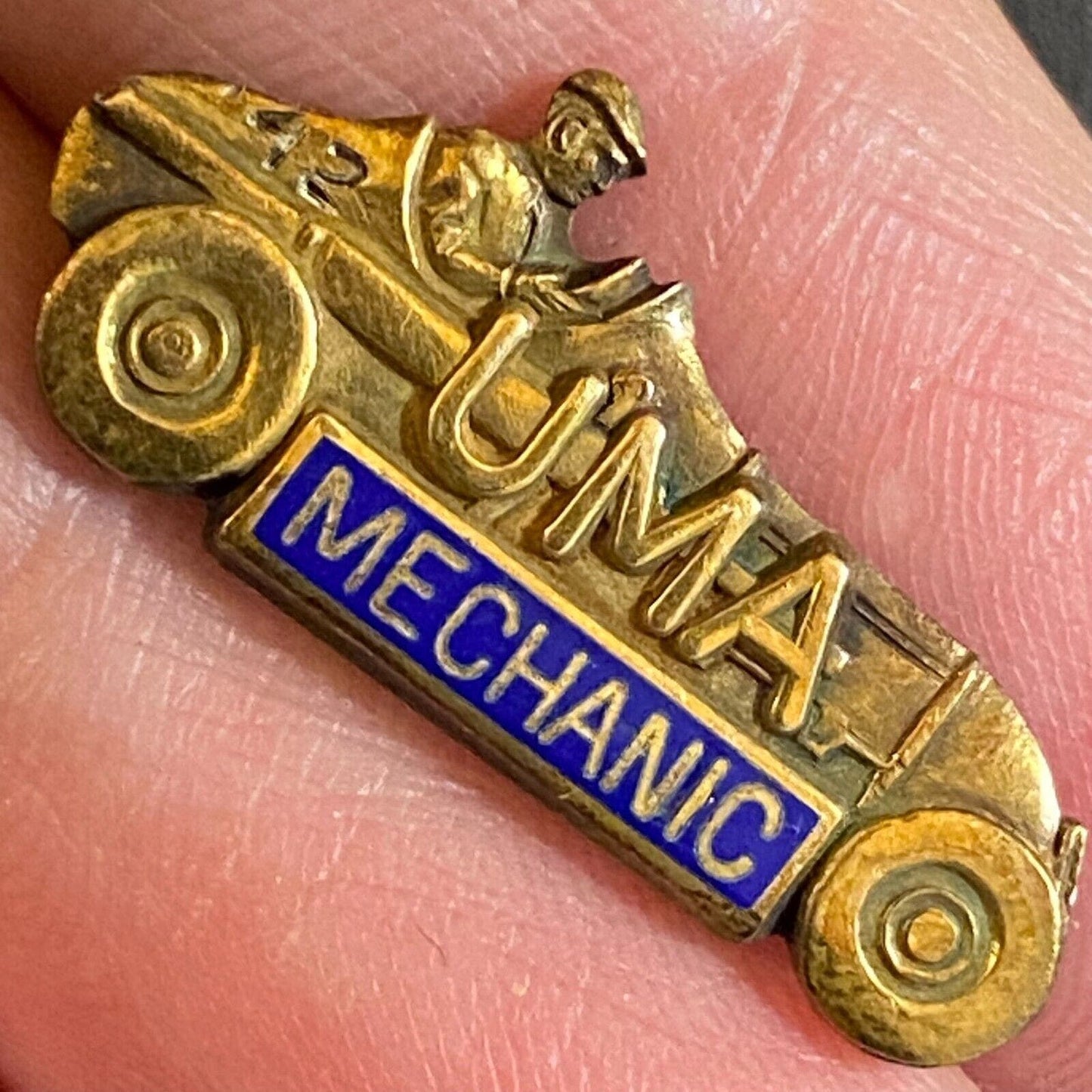 U.M.A. United Midget Racing Assoc. Enameled Lapel Pin c1940's "Mechanic" Scarce