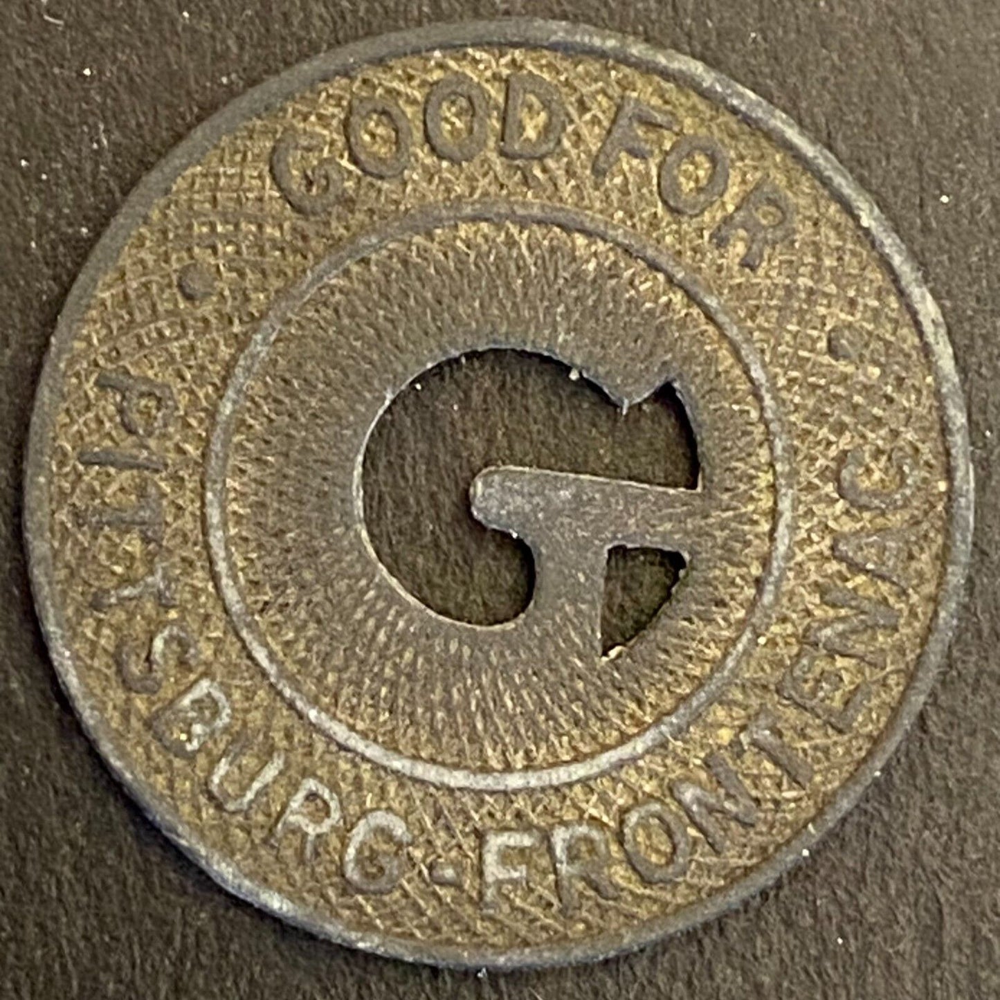 The Gordon Transit Lines G/F Pittsburgh Frontenac Zinc Transit Token c1943 23mm