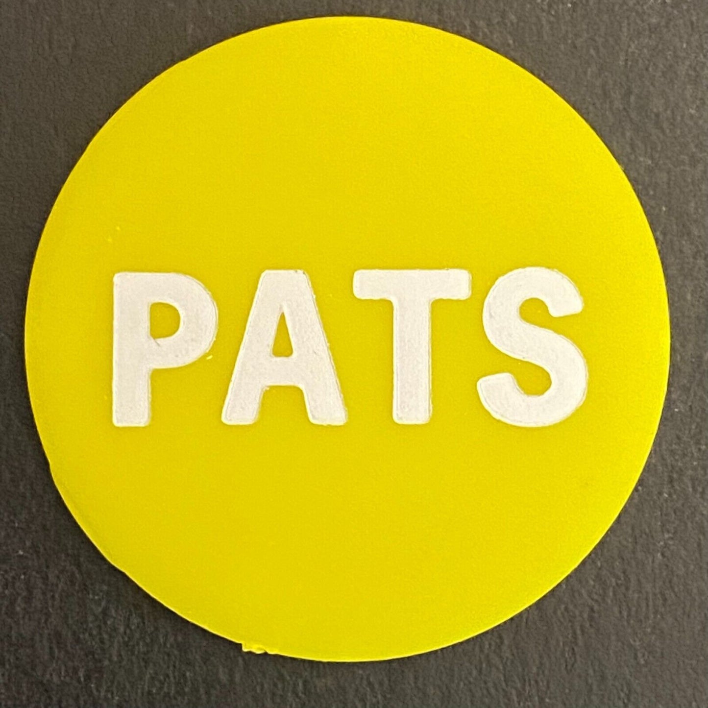 Paducah Area Transit System (KY) PATS Yellow Plastic Token 28mm c1970's (#2)