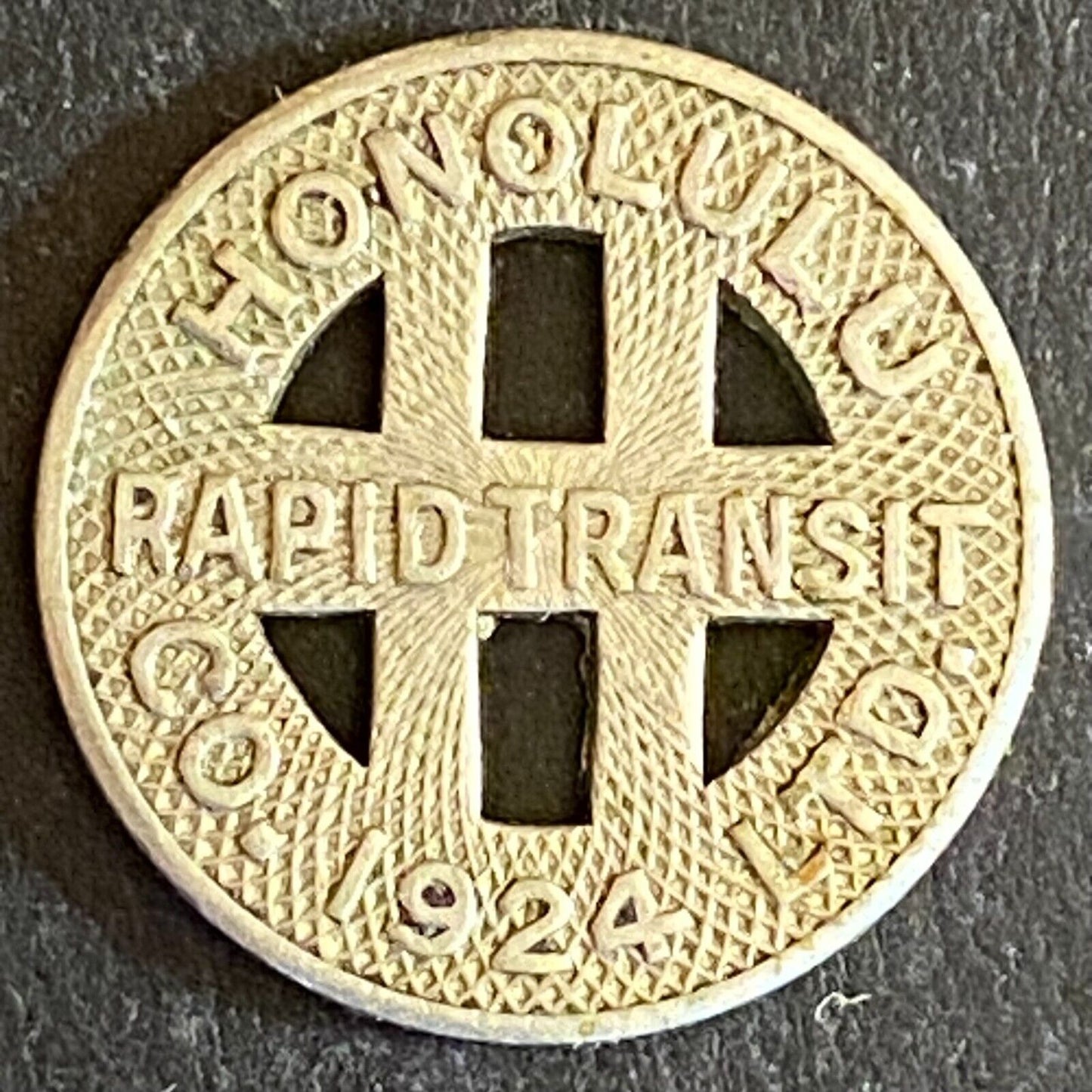 Honolulu Rapid Transit Co. 1924 G/F One Full Fare Transit Token 16mm (#1)