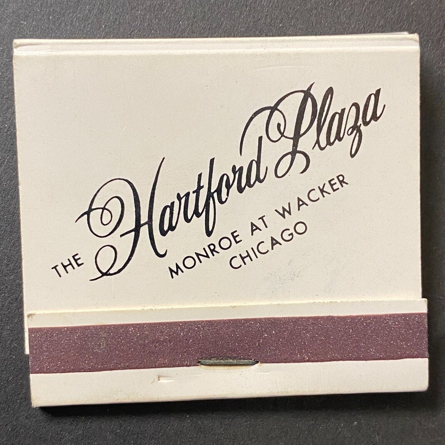 Hartford Plaza / Baker Street Pub Chicago Full Matchbook c1968-74 Scarce