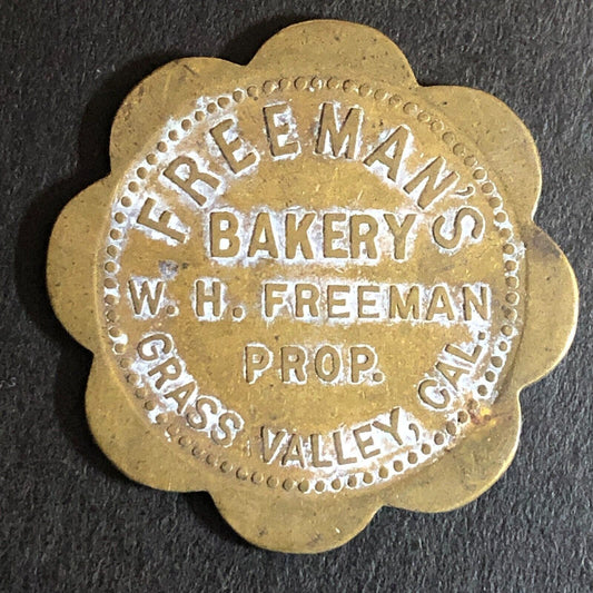 Freeman's Bakery Grass Valley, CA G/F 1 Loaf Trade Token c1900-10's 28mm Scarce