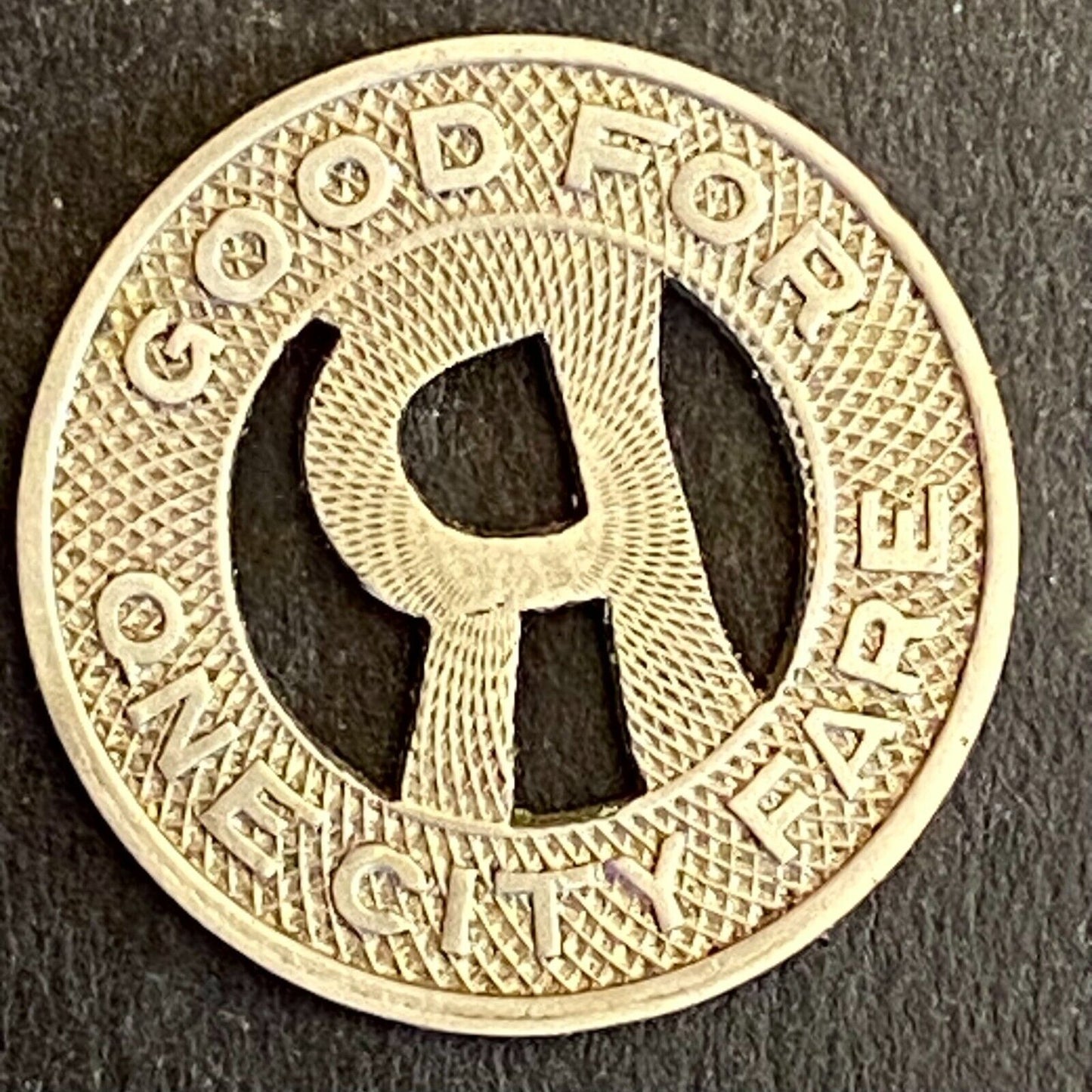 C.I.G. & G. Co. Rockford, IL G/F One City Fare Transit Token 16mm Scarce