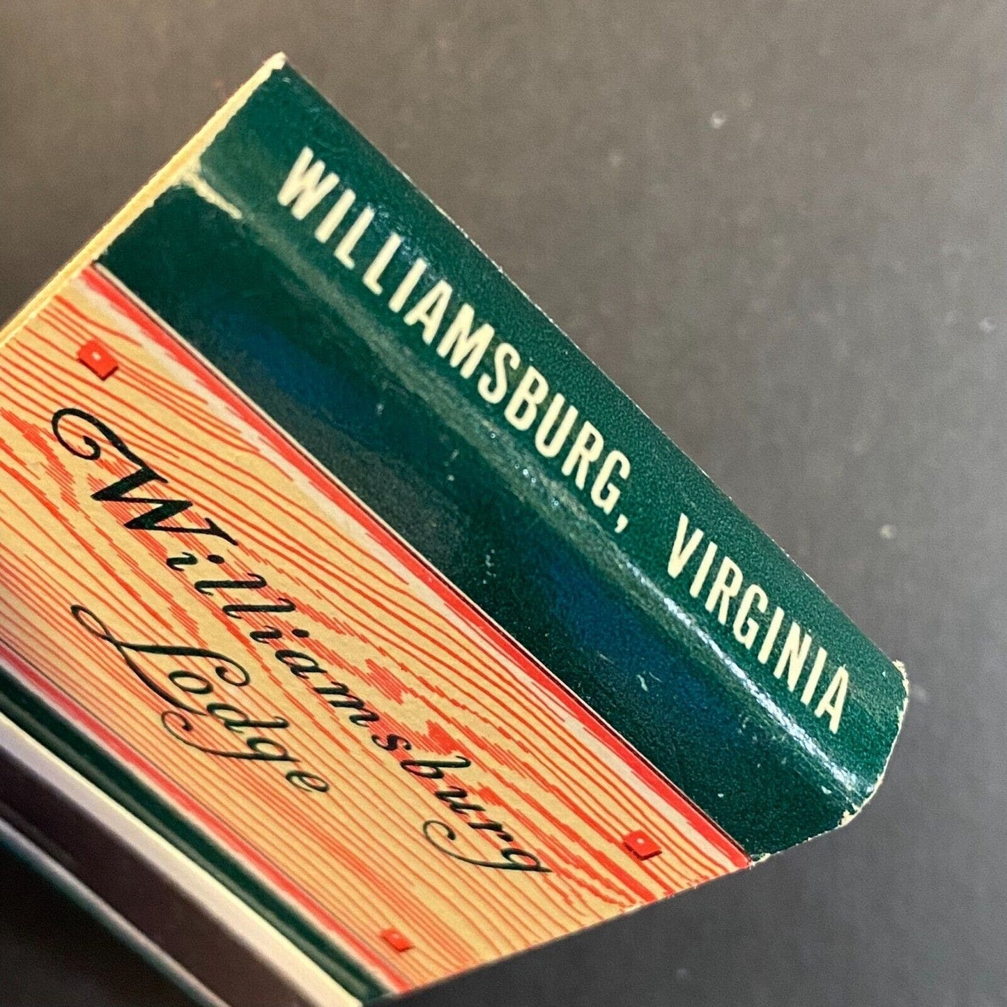 Williamsburg Lodge Virginia c1960's-73 Full Matchbook VGC