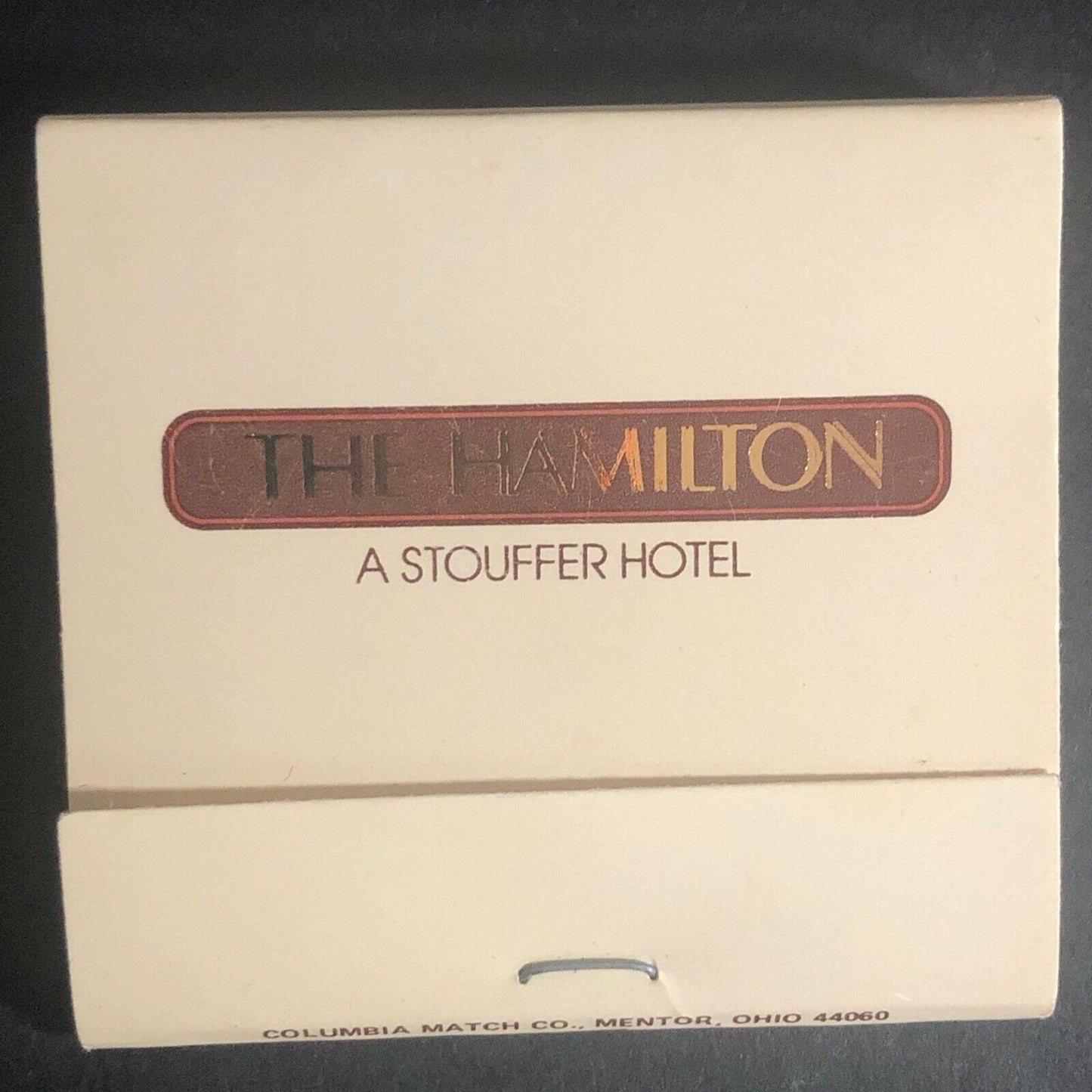 Itasca, IL The Hamilton / Stouffer Hotel c1970's-80's Full Matchbook