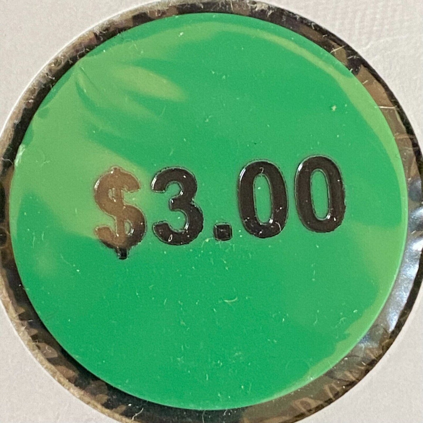 Harborcreek, PA Fiddle Inn c1970's-80's Plastic "$3.00" Token