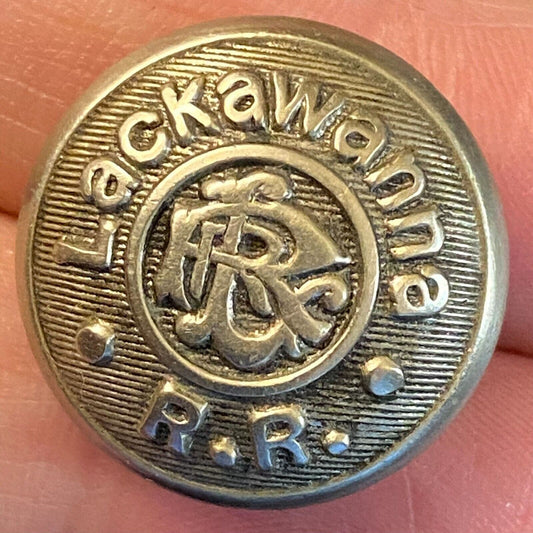 Lackawanna R.R. Railroad Uniform Button - Convex Scovill Waterbury 20mm