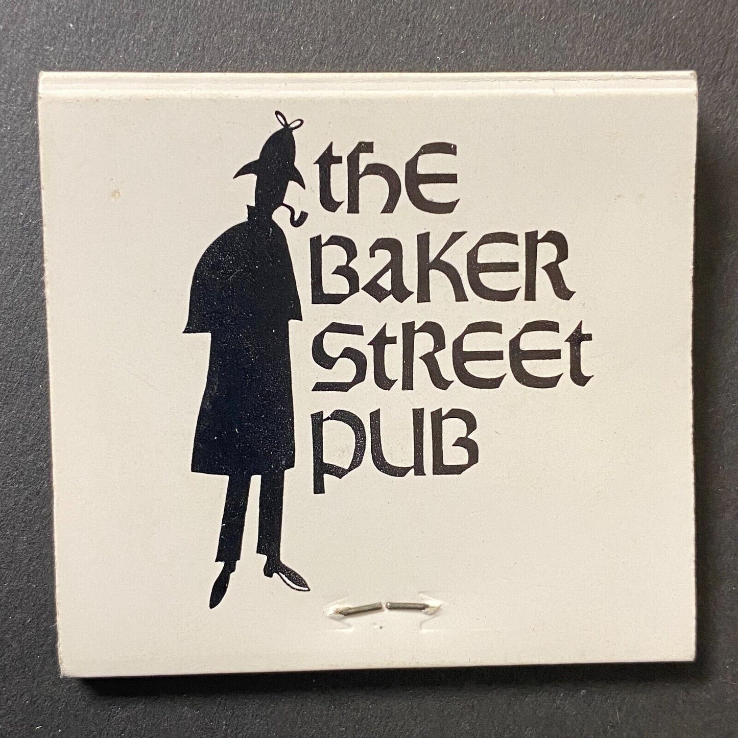 Hartford Plaza / Baker Street Pub Chicago Full Matchbook c1968-74 Scarce