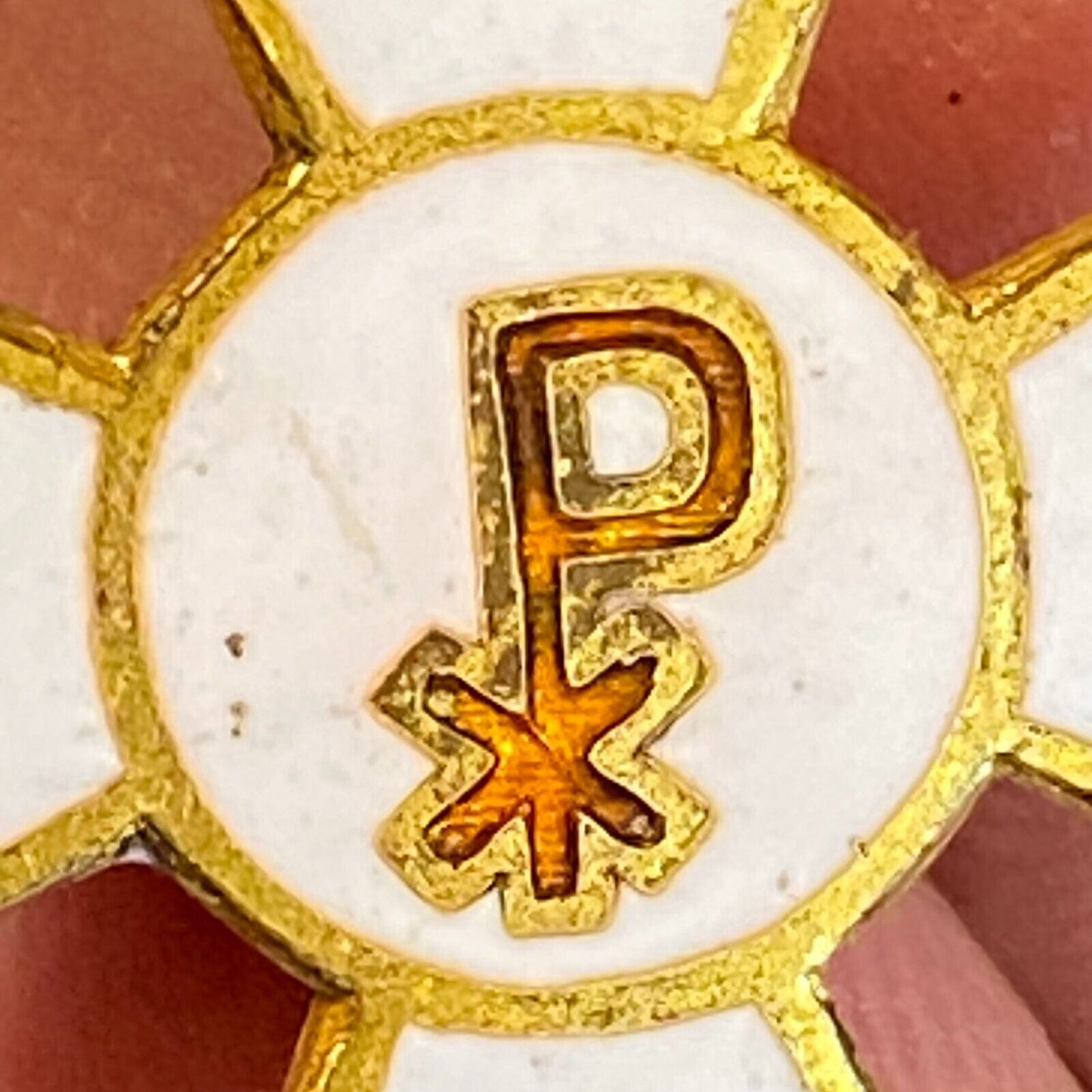 Dames of Malta Maltese Cross Enamel Lapel Pin 17mm