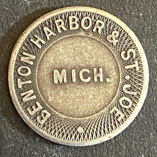 Benton Harbor & St. Joe Mich. G/F One Fare Transit Token 16mm - Scarce
