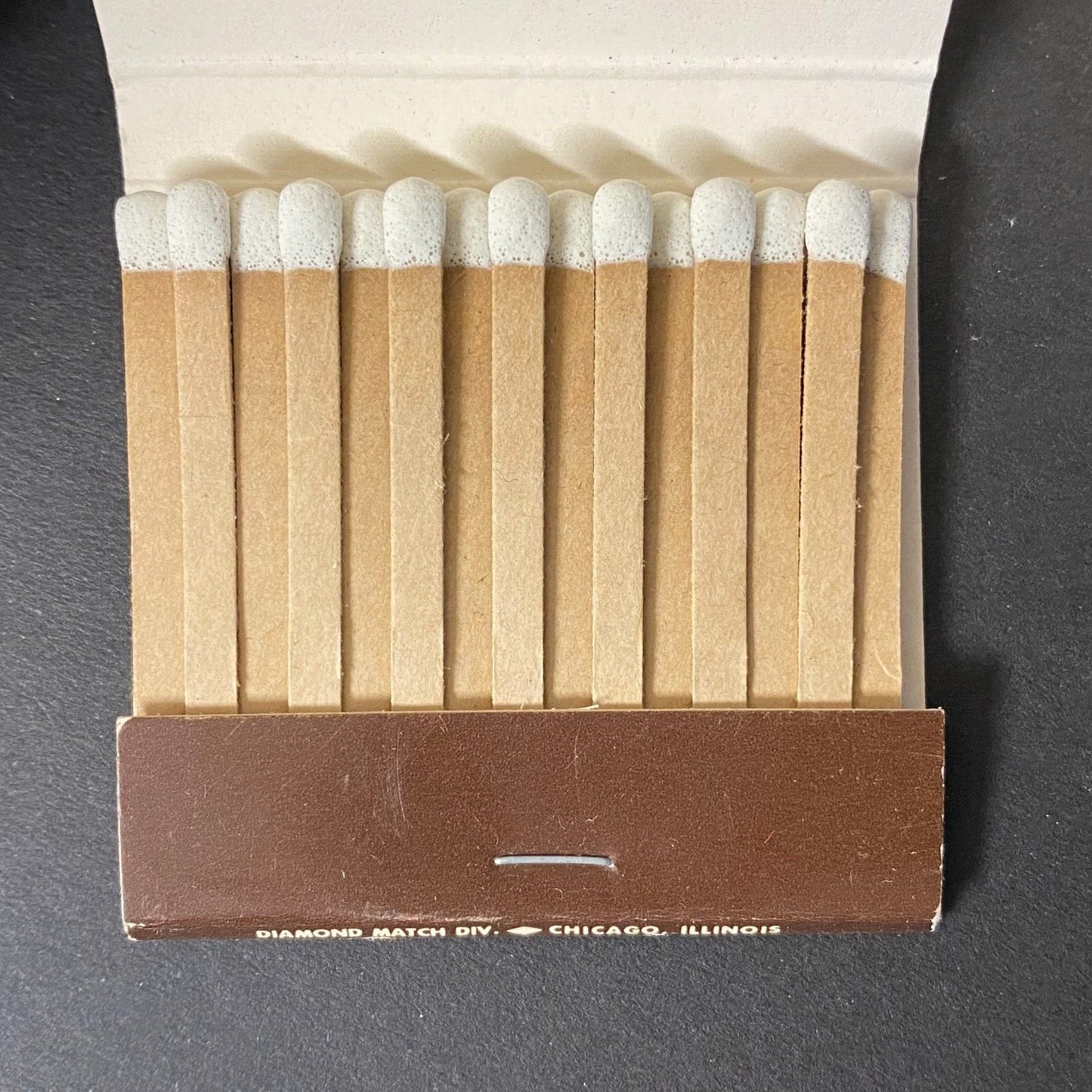 Gordon Restaurant Chicago Full Matchbook c1976-80's Scarce