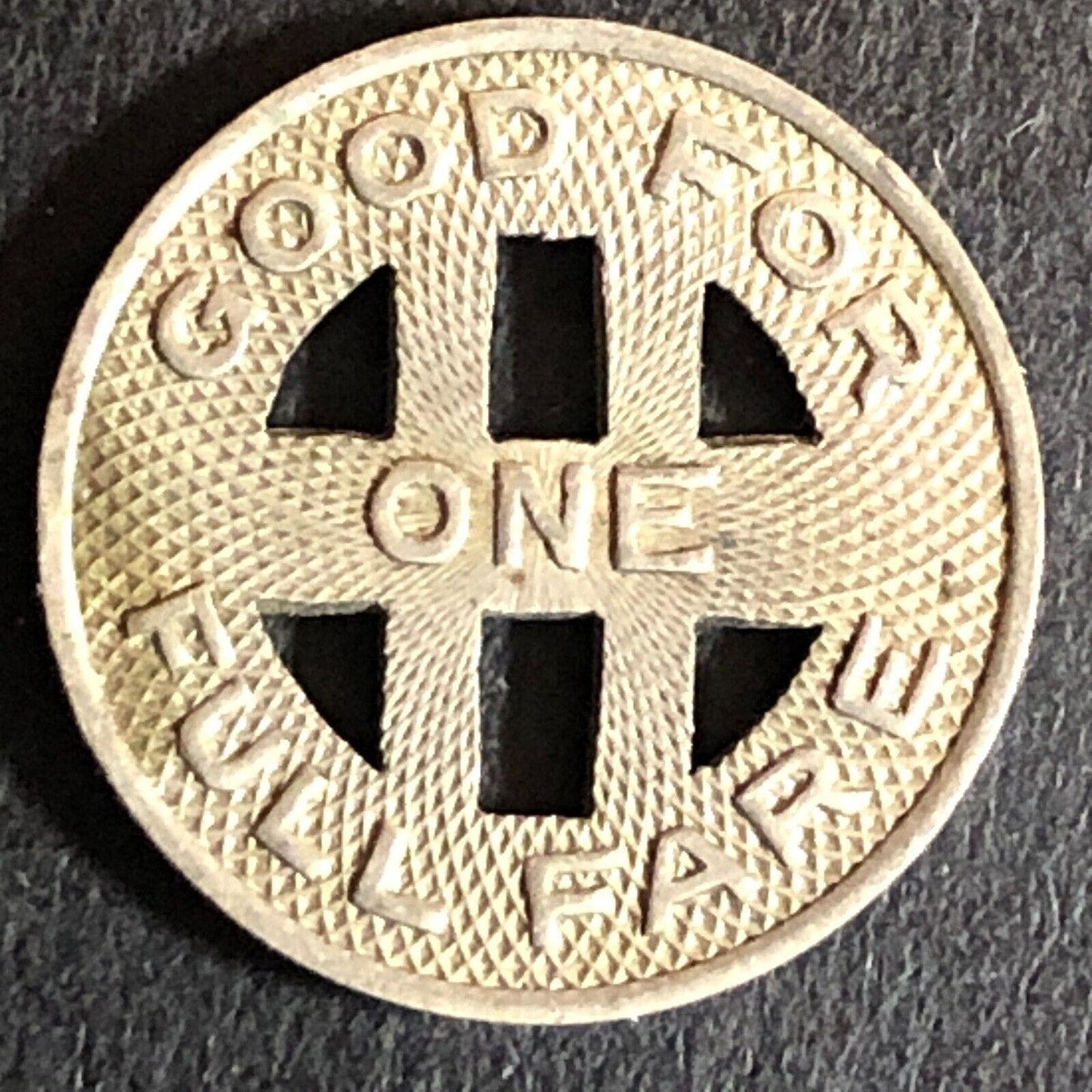 Honolulu Rapid Transit Co. Ltd. 1924 WM G/F One Full Fare Token 16mm VGC