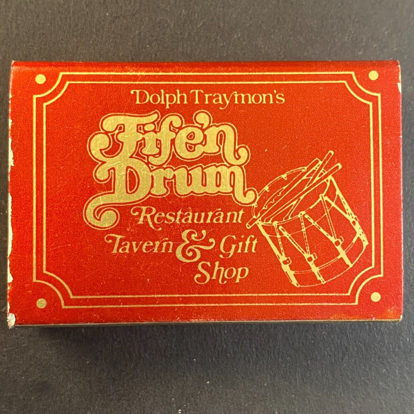Fife'n Drum Restaurant Tavern & Gift Shop Kent, CT Vintage Matchbox VGC