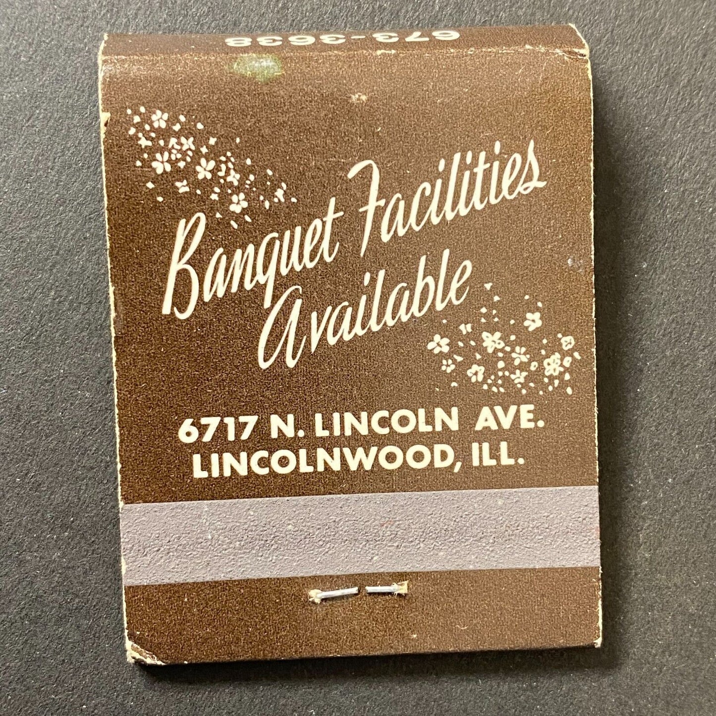 Edlee's Restaurant Lincolnwood, IL Full Matchbook c1974-80's VGC Scarce
