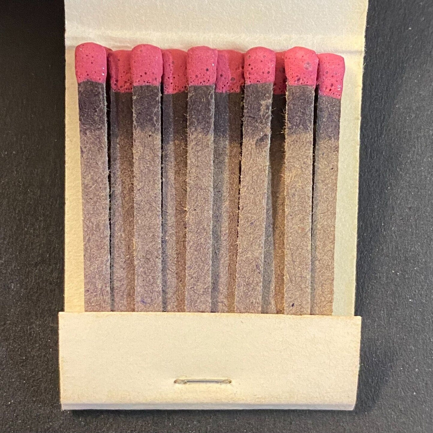 Hilton Hotels and Inns w/ Rainbow c1974-80's Full Matchbook VGC