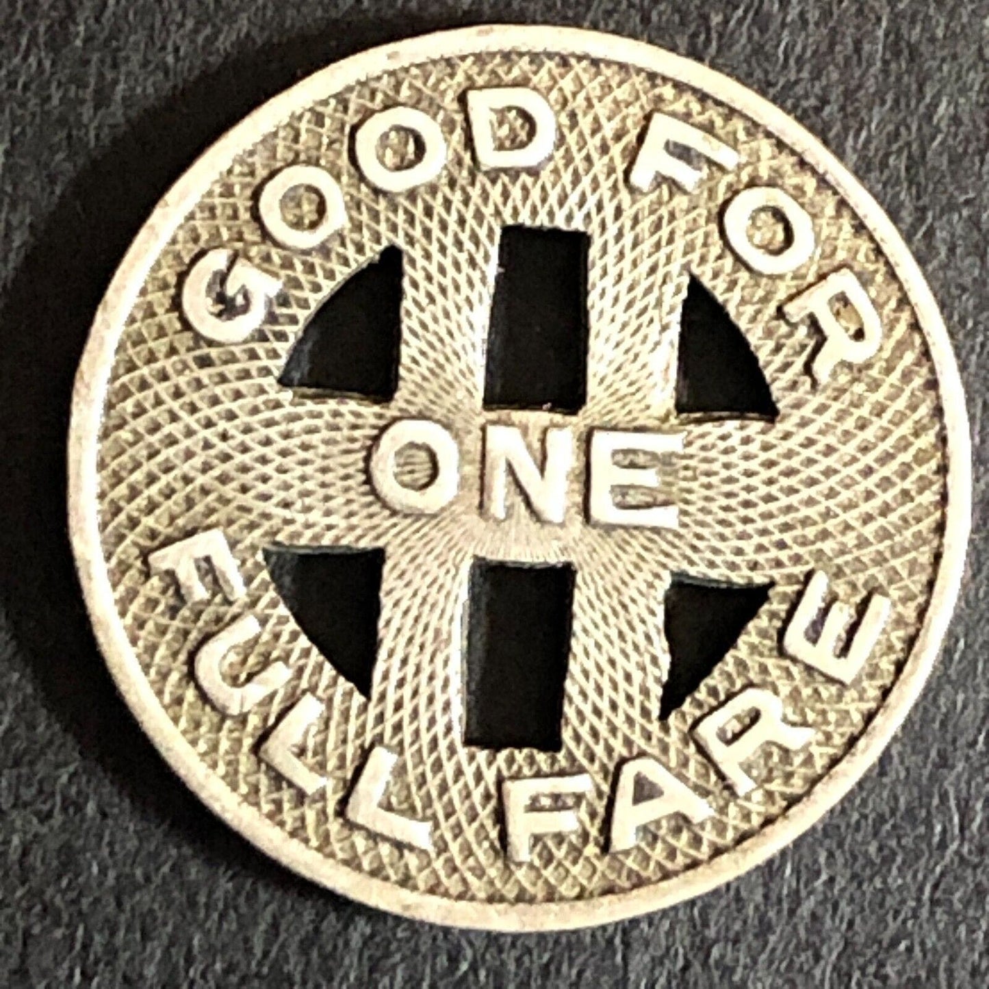 Honolulu Rapid Transit Co. Ltd. 1924 / WM G/F One Full Fare Token 16mm VGC
