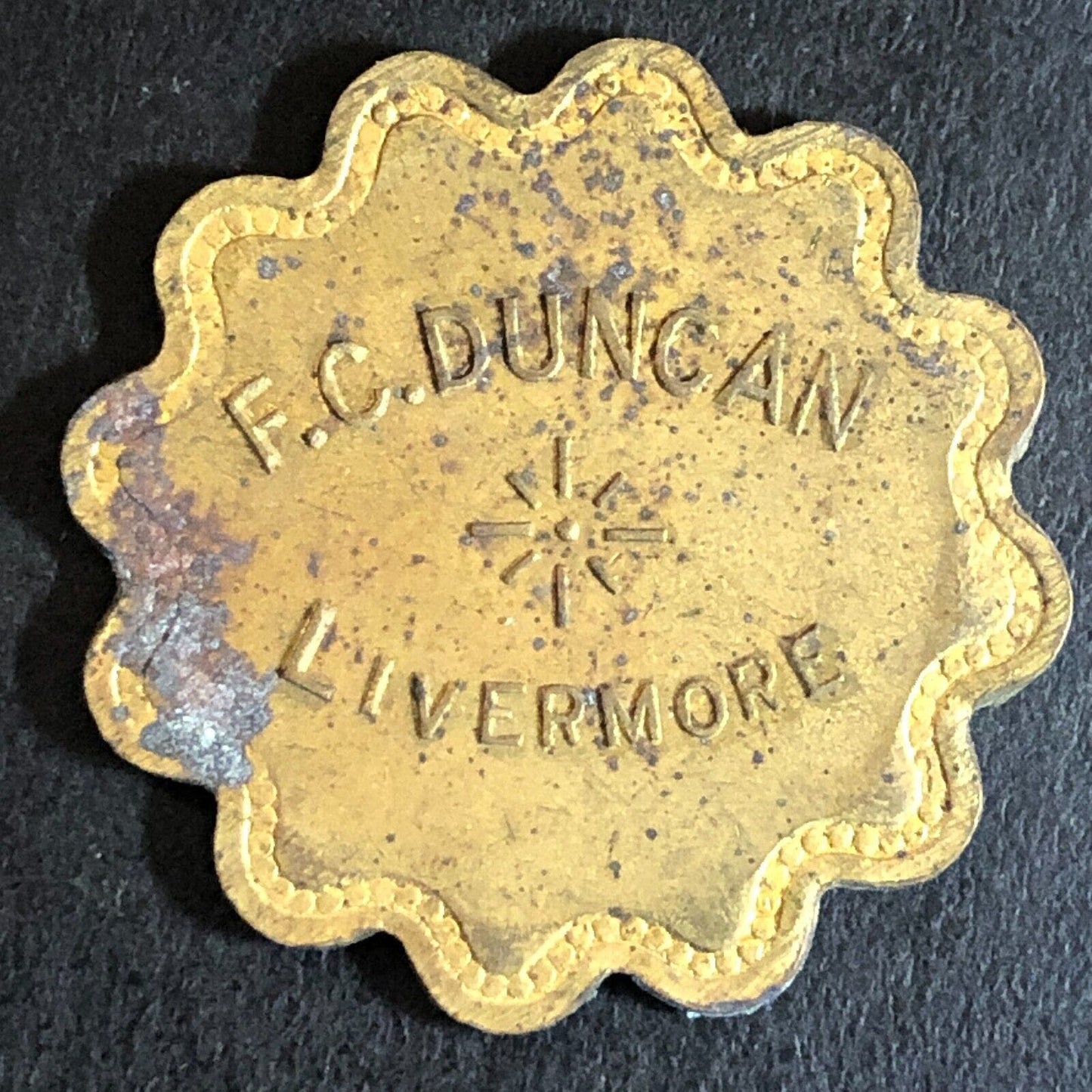 F.C. Duncan Livermore (CA) G/F 12 1/2¢ Trade Token c1920's 25.5mm - Scarce