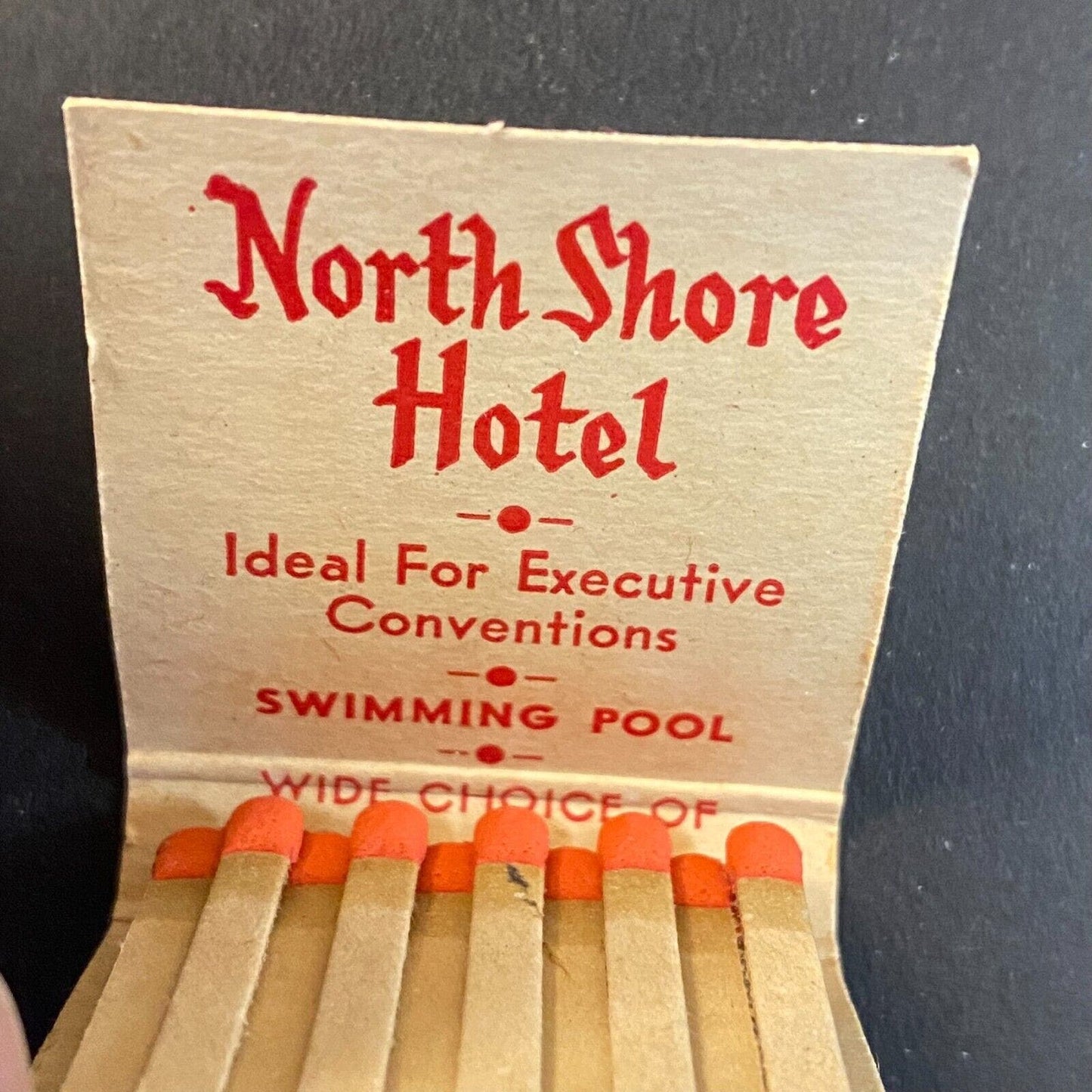 North Shore Hotel Red Knight Inn c1960's-73 Full Matchbook VGC