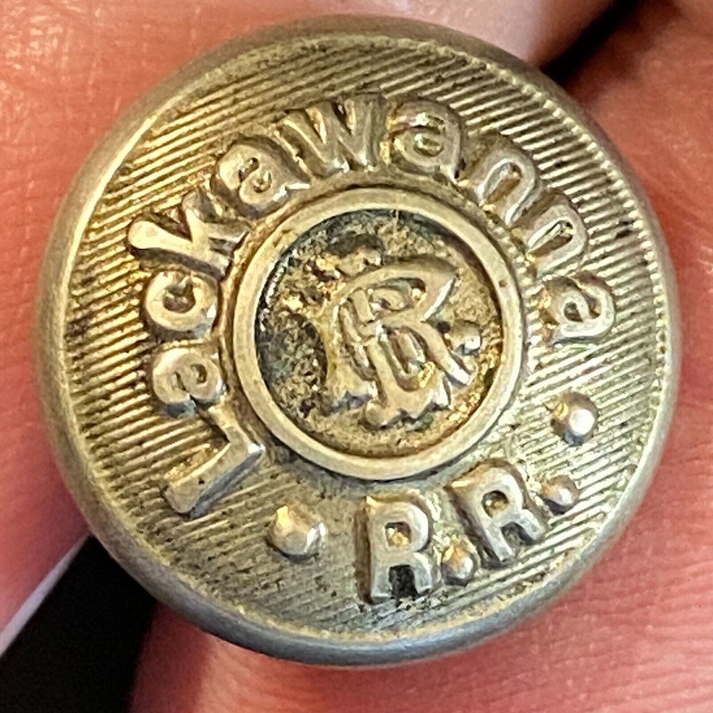 Lackawanna Railroad Uniform Button - Convex Scovill Mfg. Co. 15mm