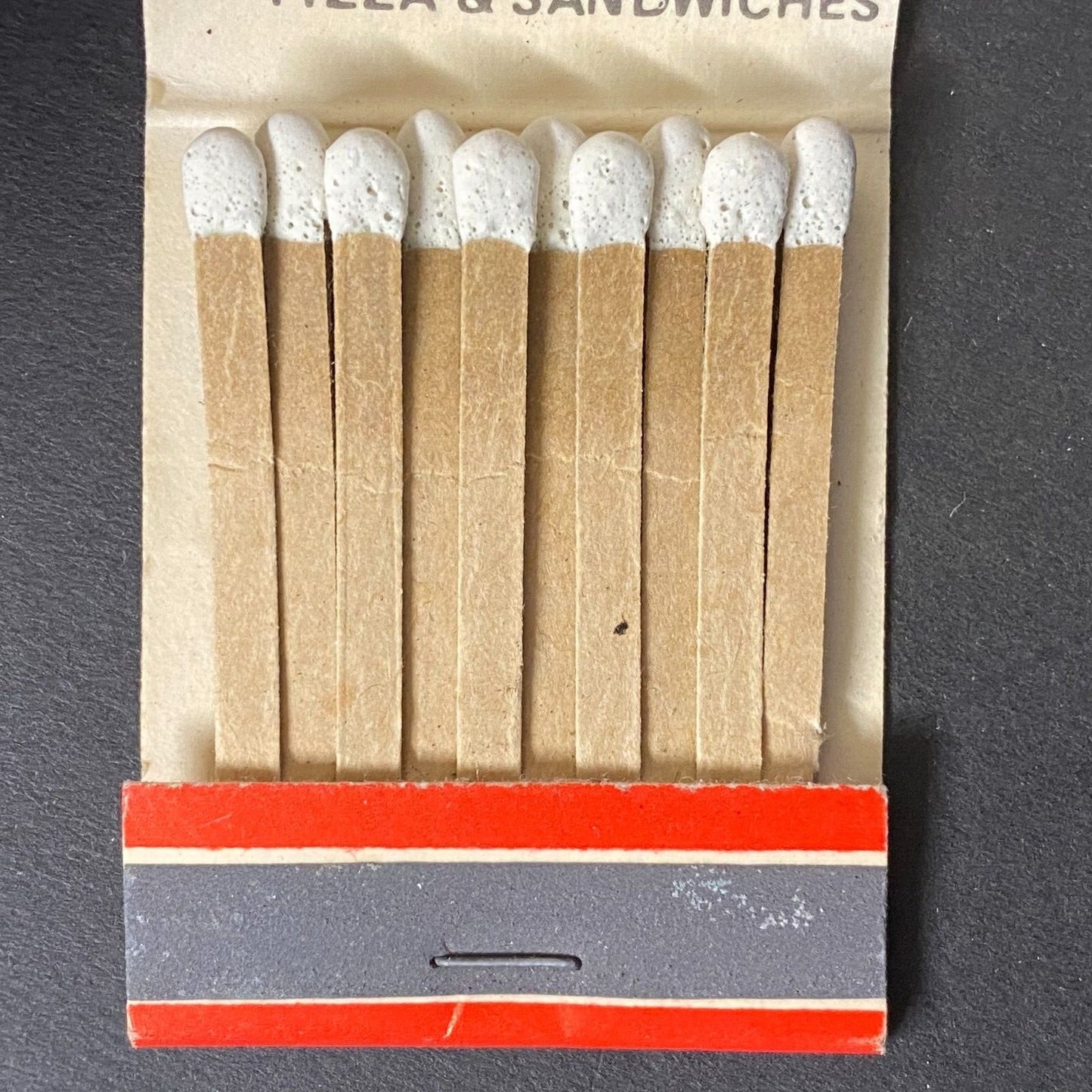 The Beef Pub Restaurant Chicago Full Matchbook c1965-74 Scarce