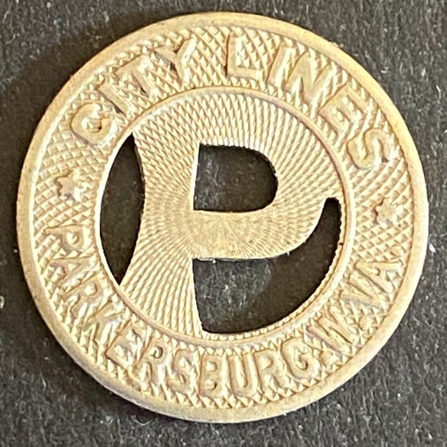 City Lines Parkersburg (WV) G/F One Token Fare Transit 16mm w/ Hanging "P" (#5)