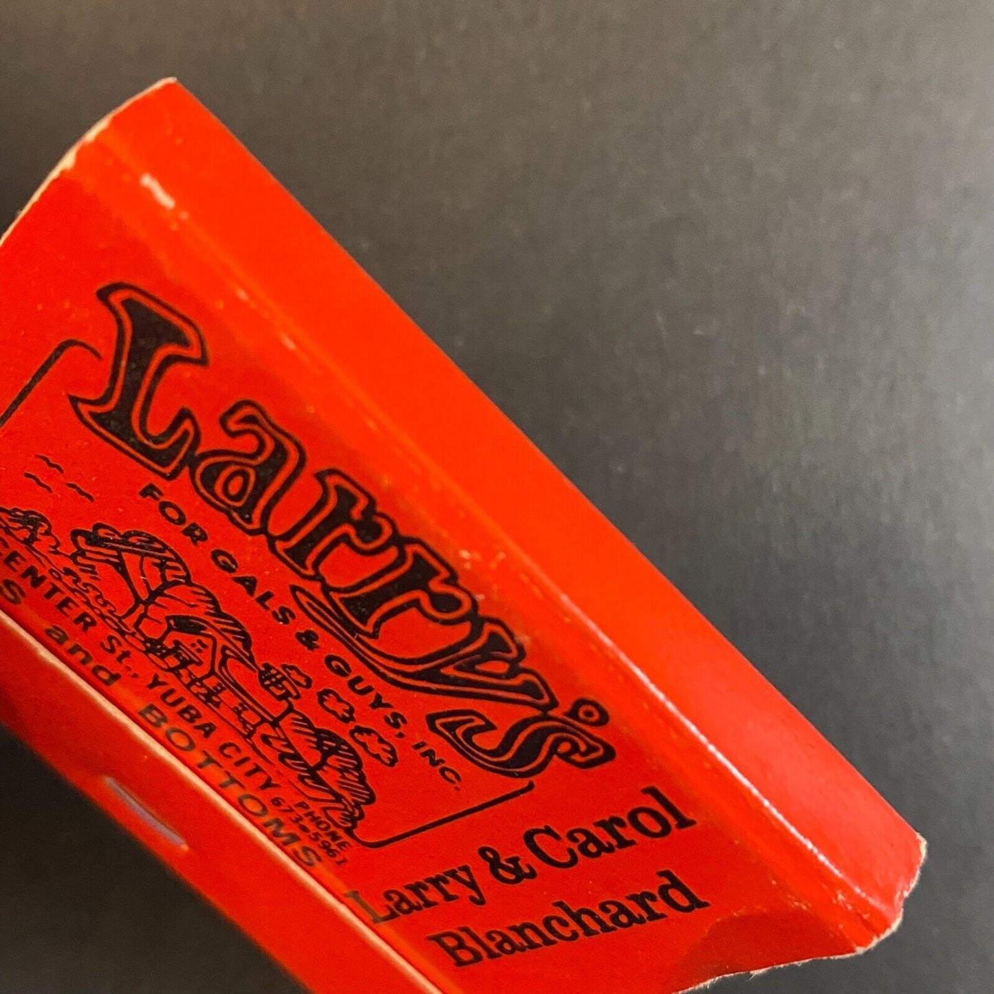 Larry's for Gals & Guys Yuba City, CA Blanchard NearFull Matchbook c1950's-60's