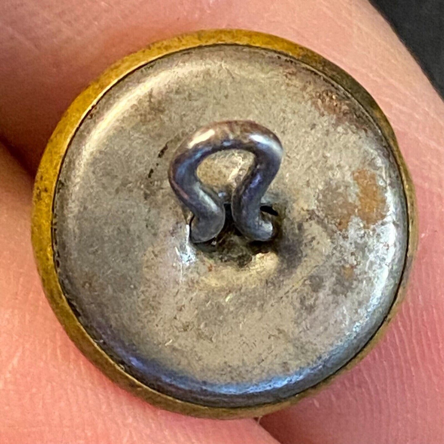 "R.R. Overall" (The Niagara Overall Co ?) Railroad Brass Uniform Button 15mm