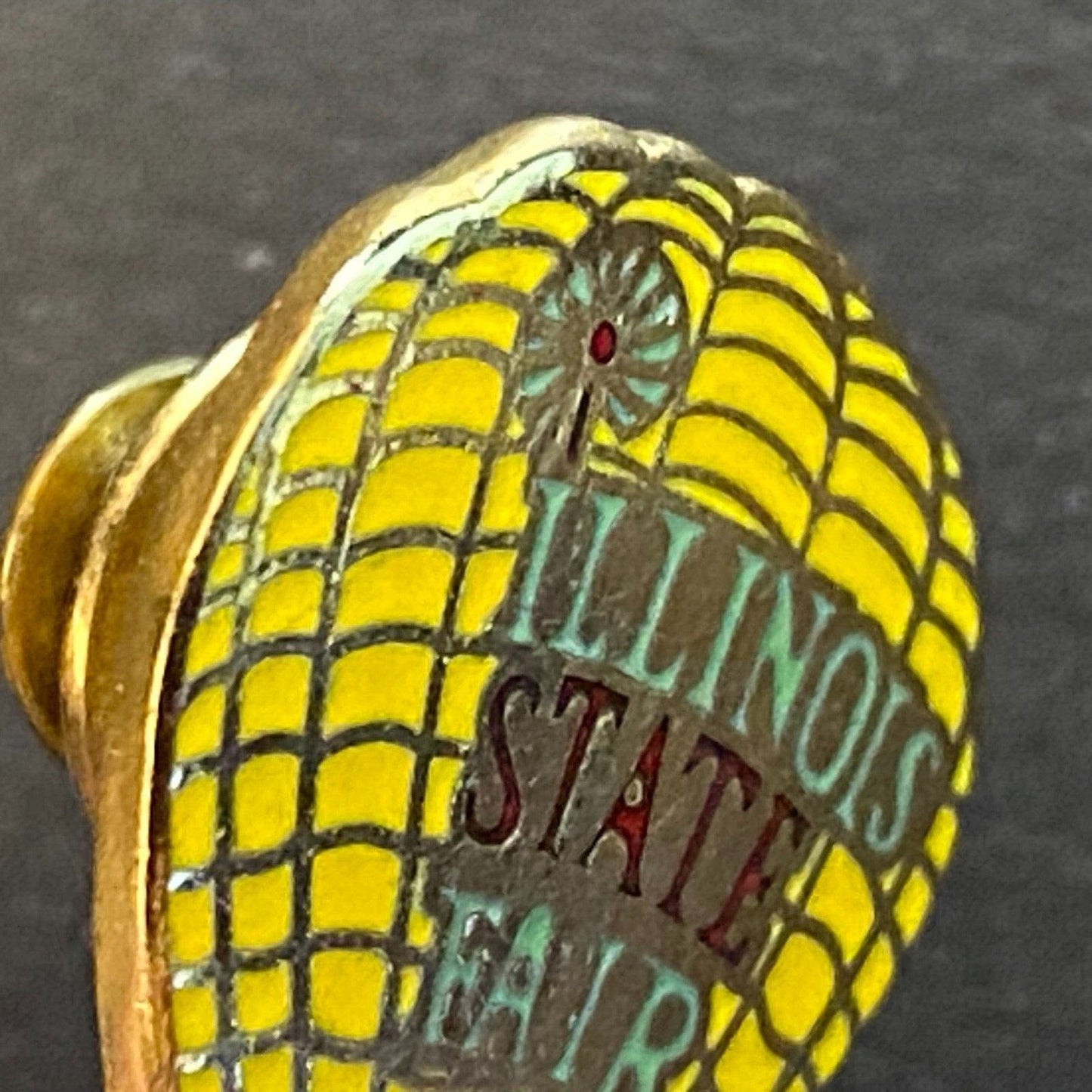 Illinois State Fair Enameled Lapel Pin Yellow Hot Air Balloon 25mm VGC