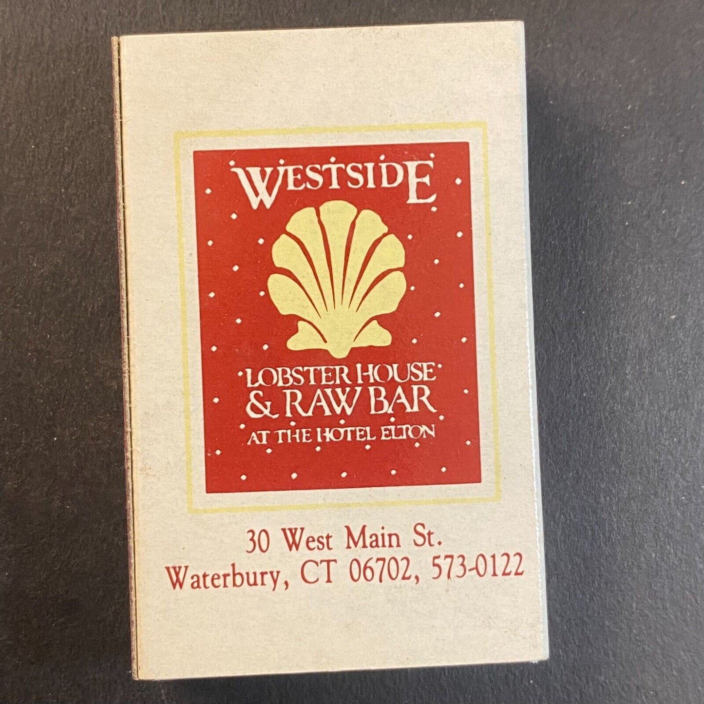 Heminway's Restaurant & Bar Watertown, CT Vintage Matchbox VGC Scarce