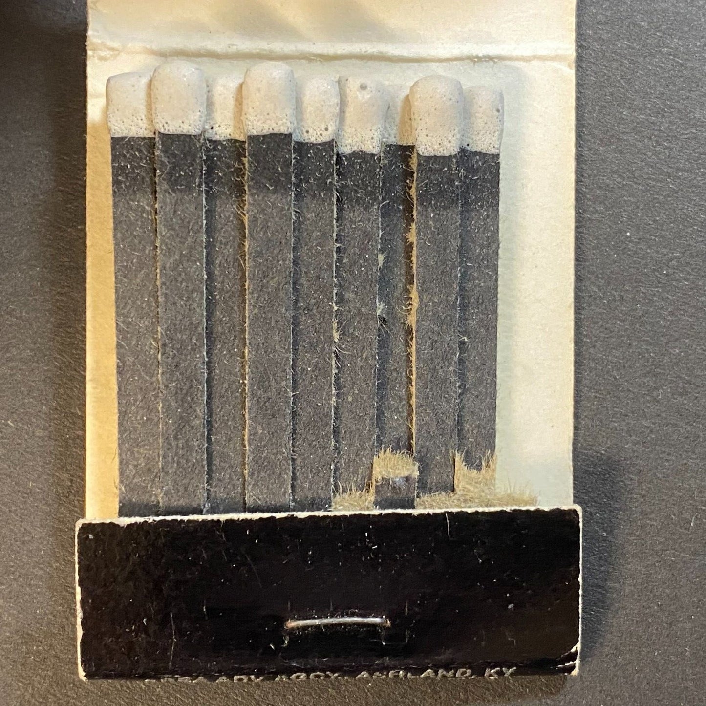 Chimney Corner Tea Room Ashland, KY Half Full (-6) Matchbook c1975-80's