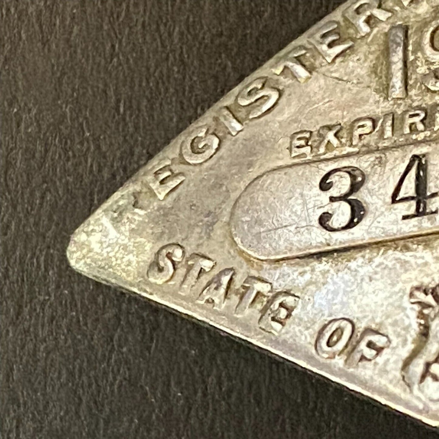 1935 Michigan Licensed Registered Chauffeur Badge Metal Pin Back Driver #34215