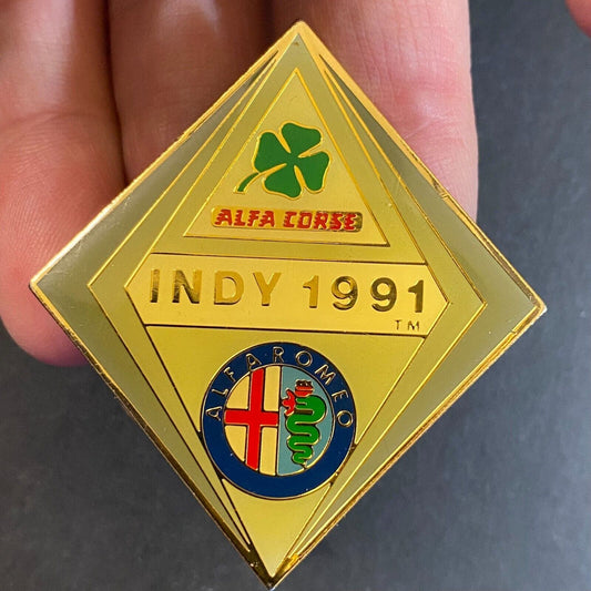 Alfa Romero Alfa / Corse Indy 1991 Enameled Lapel Pin 4-Leaf Clover 50mm VGC