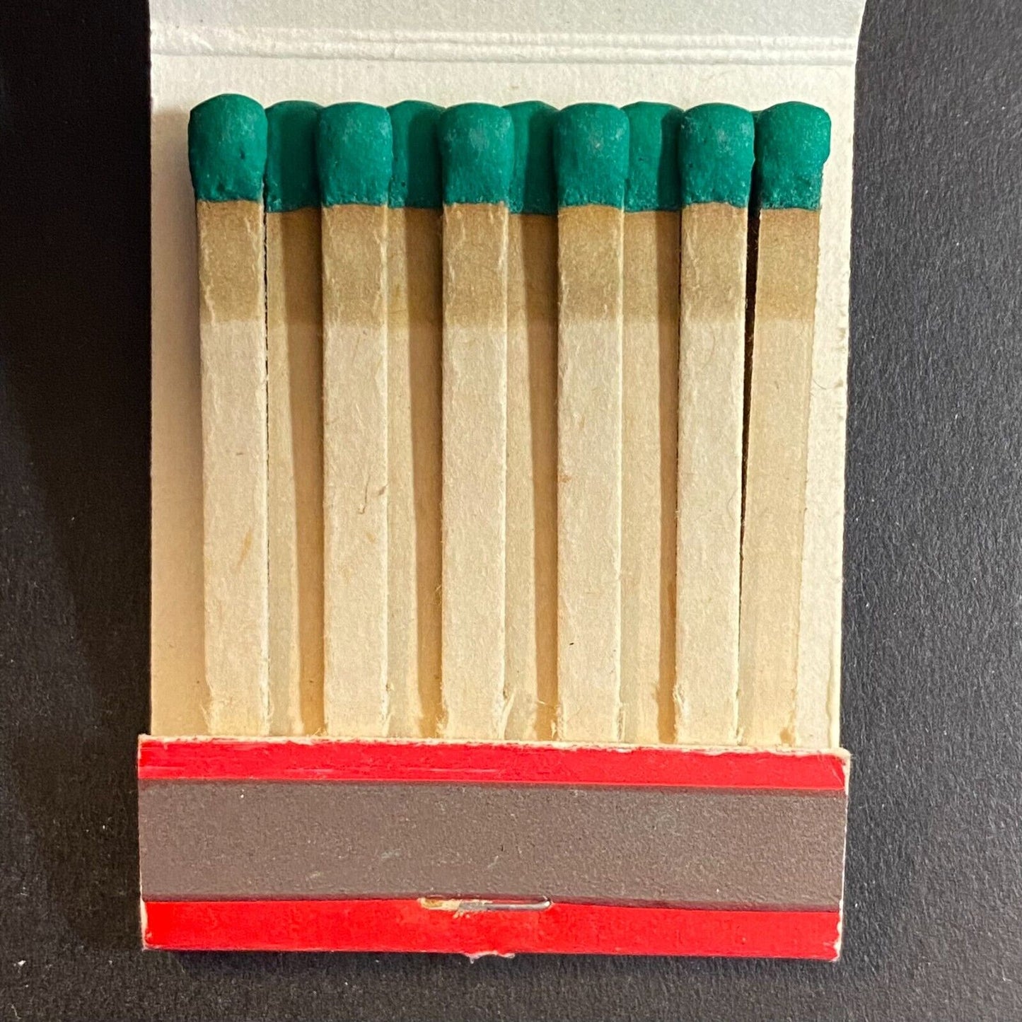 Como Inn Milwaukee Ave Chicago c1960's Full Matchbook VGC Scarce