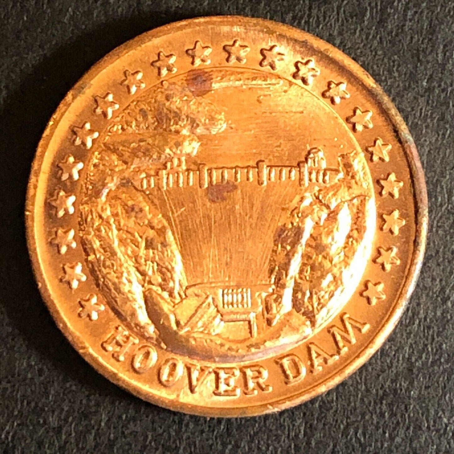 Herbert Hoover 1874-1967 / Hoover Dam Vintage Small Medallion 19.5mm
