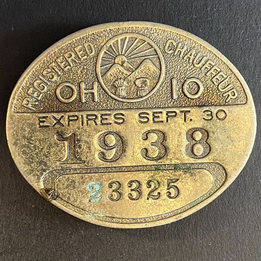 1938 Ohio Registered / Licensed Driver Chauffeur Metal Pin Back Badge #23325