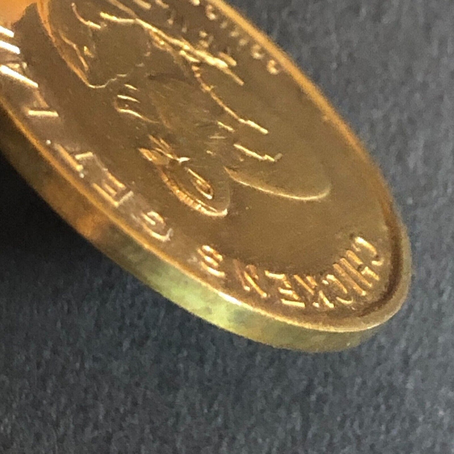 Funny "Chickens Get Laid" Heads / Tails Comic-Coin Token 26mm