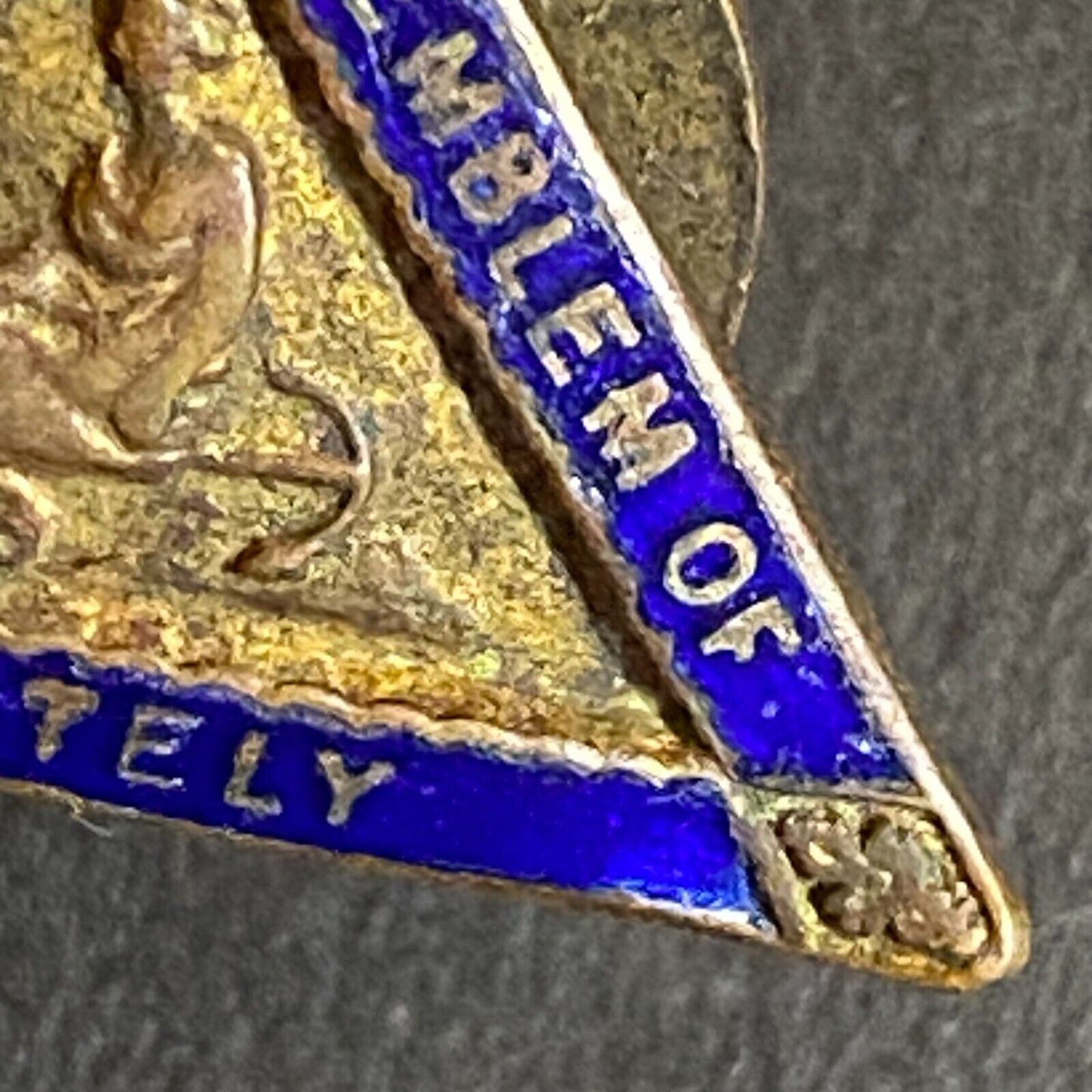 "The Worldwide Emblem of Philately Color Enameled Lapel Pin 26mm Scarce