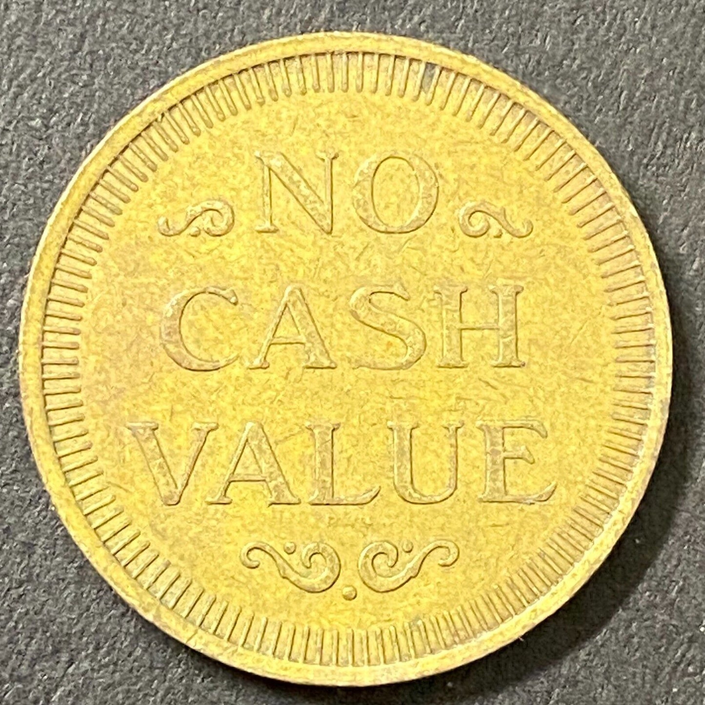 George's Pool Room Richmond St. El Segundo Alum. G/F 10c Trade Token 22.5mm