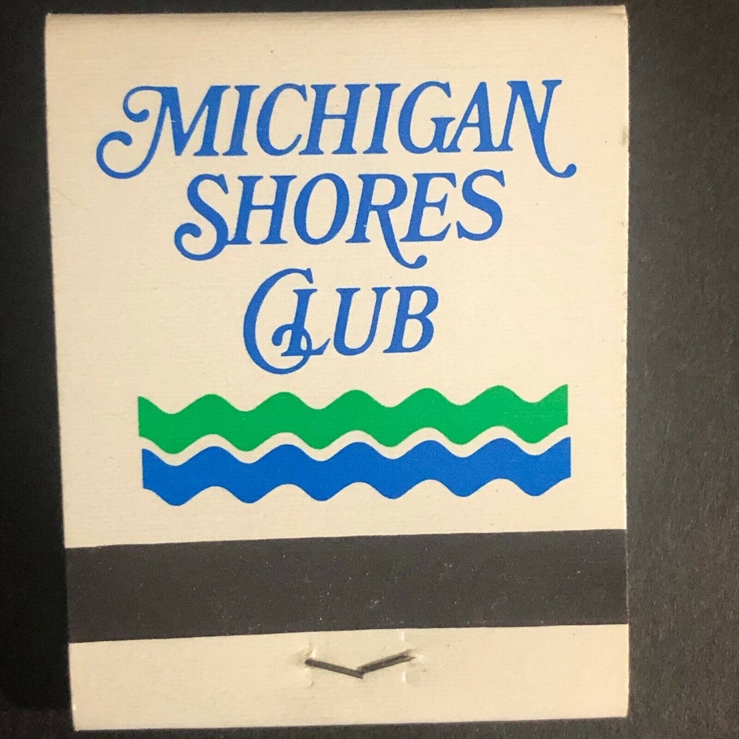 Wilmette, Illinois Michigan Shores Club c1970's Full Matchbook